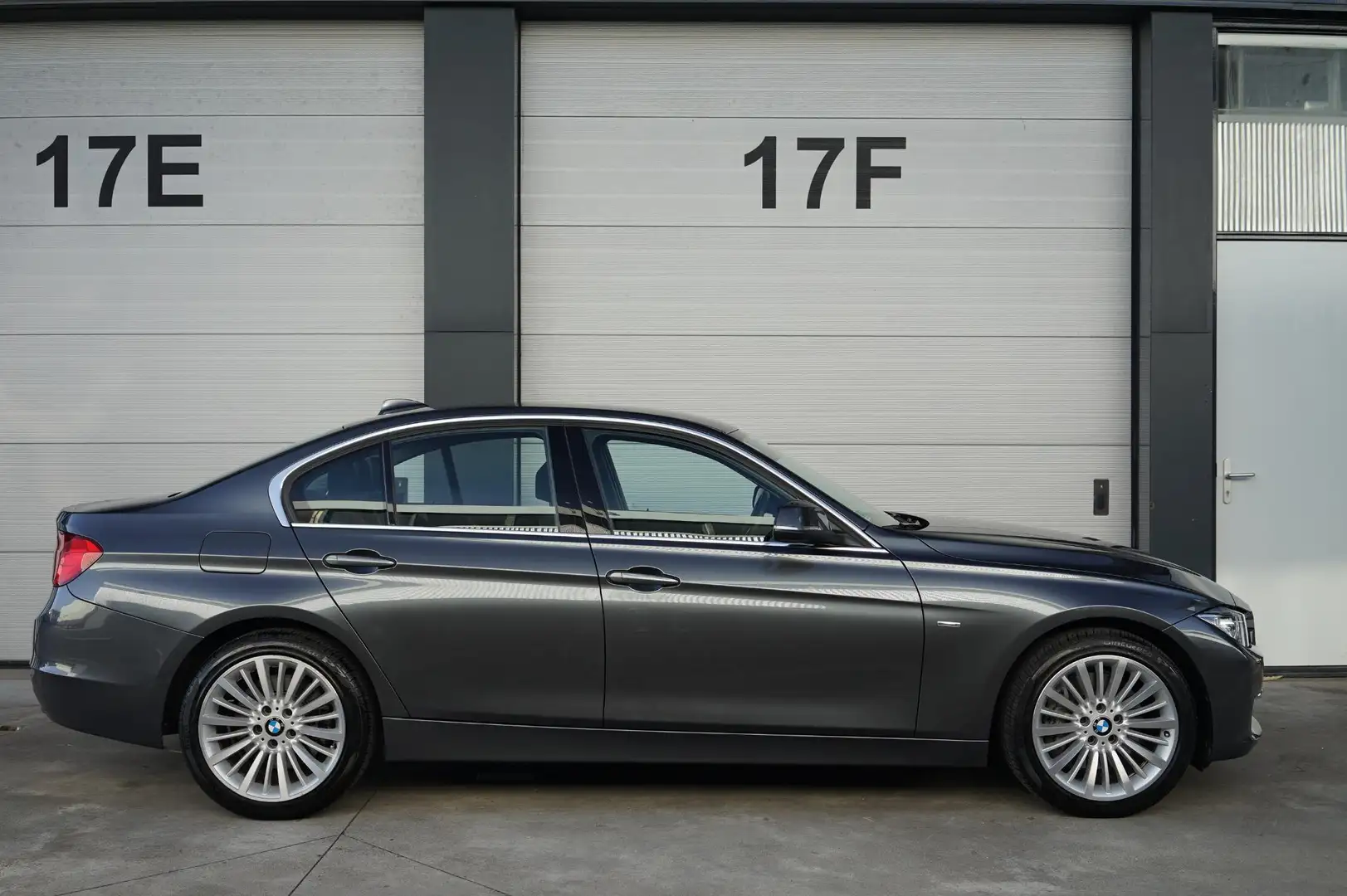 BMW 335 3-serie 335i Gris - 2