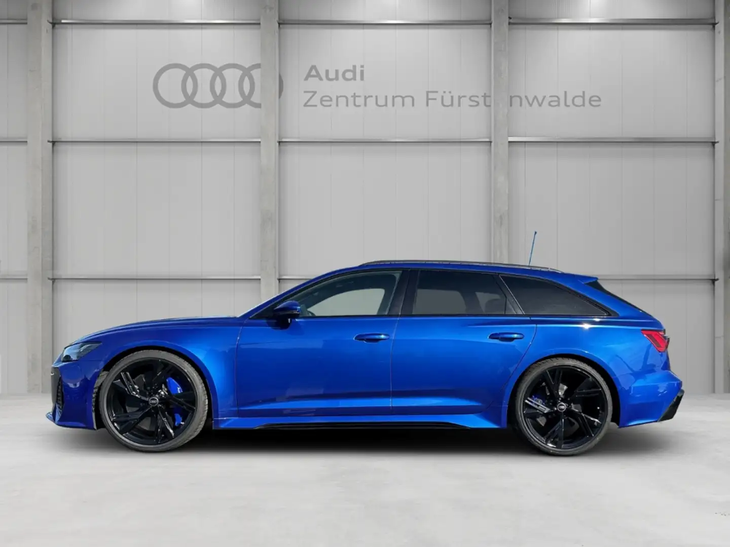 Audi RS6 Avant 4.0 TFSI quattro Luftfederung  Niveau StandH Blau - 2