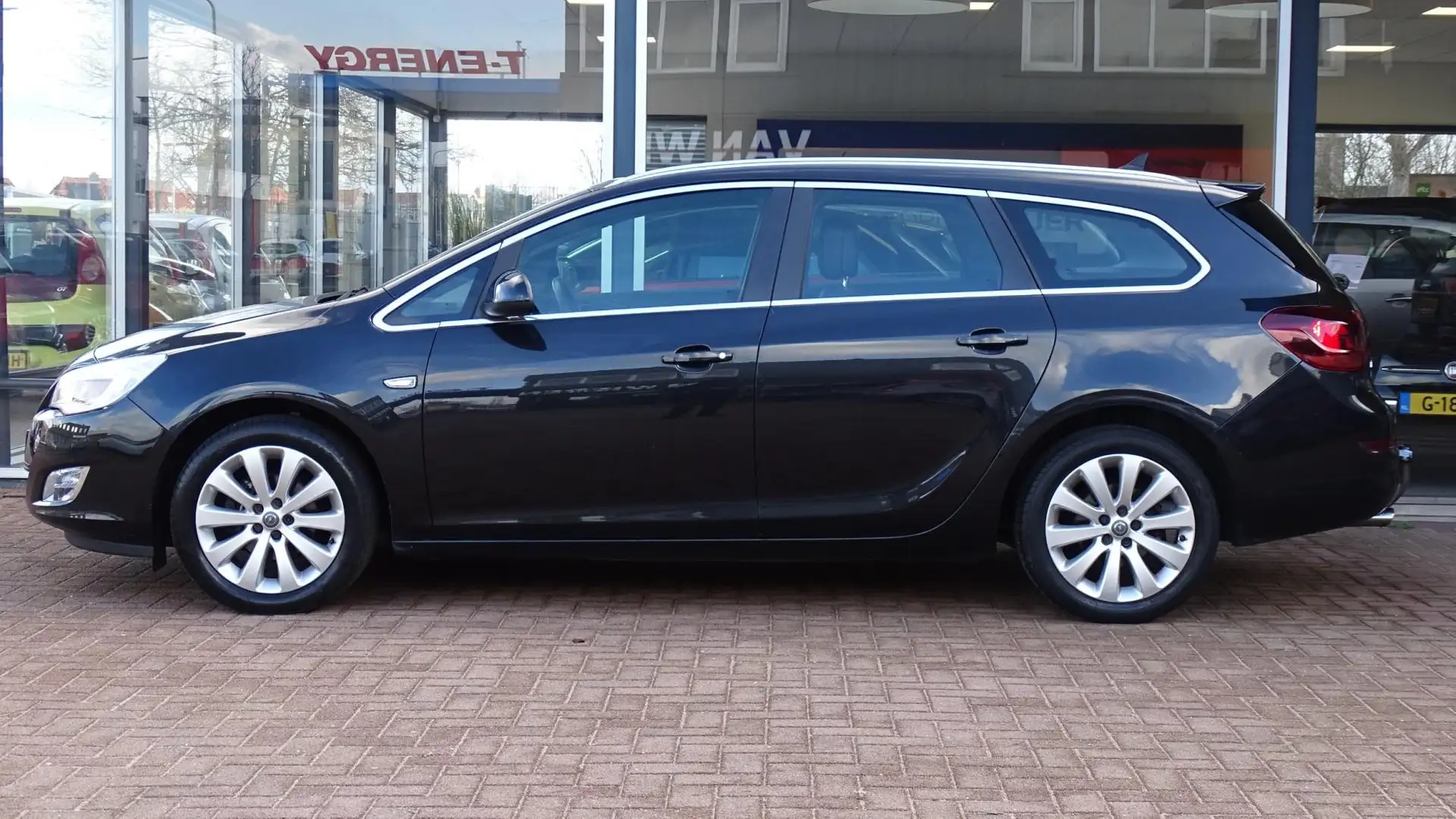 Opel Astra Sports Tourer 1.4 Turbo Anniversary Edition | Airc Black - 2