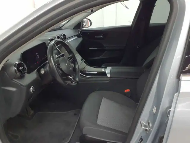 Mercedes-Benz C-Class view 7
