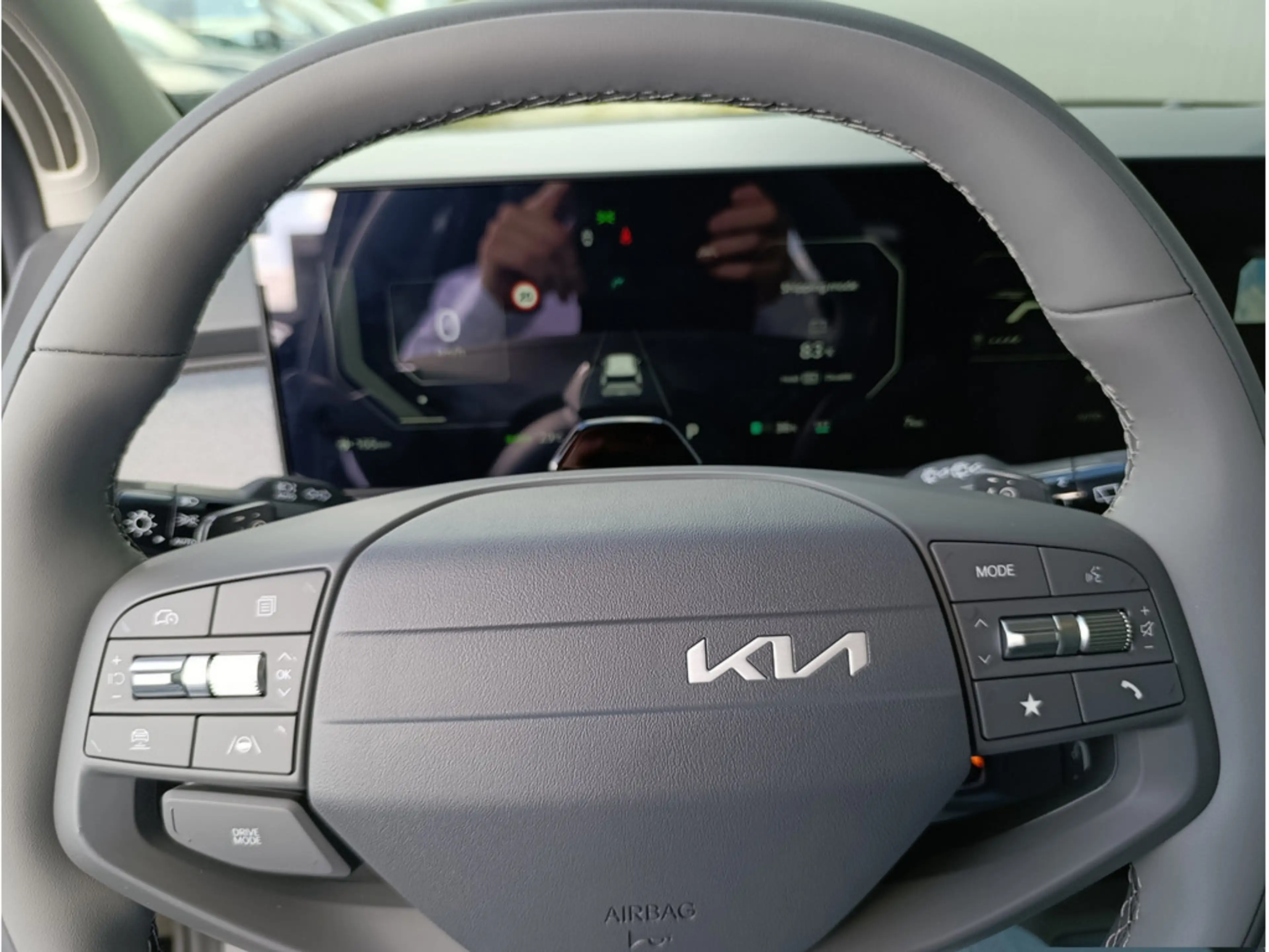 Kia EV3 Earth 81,4 kWh Winter-Connect-/ Business-Paket — photo 9