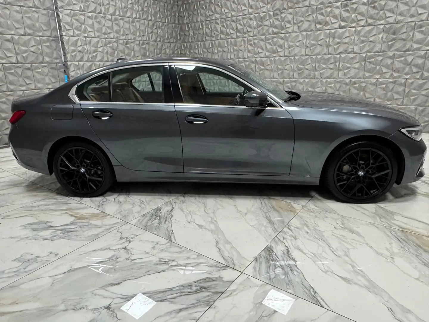 BMW 330 e Luxury Line PHEV Grau - 2