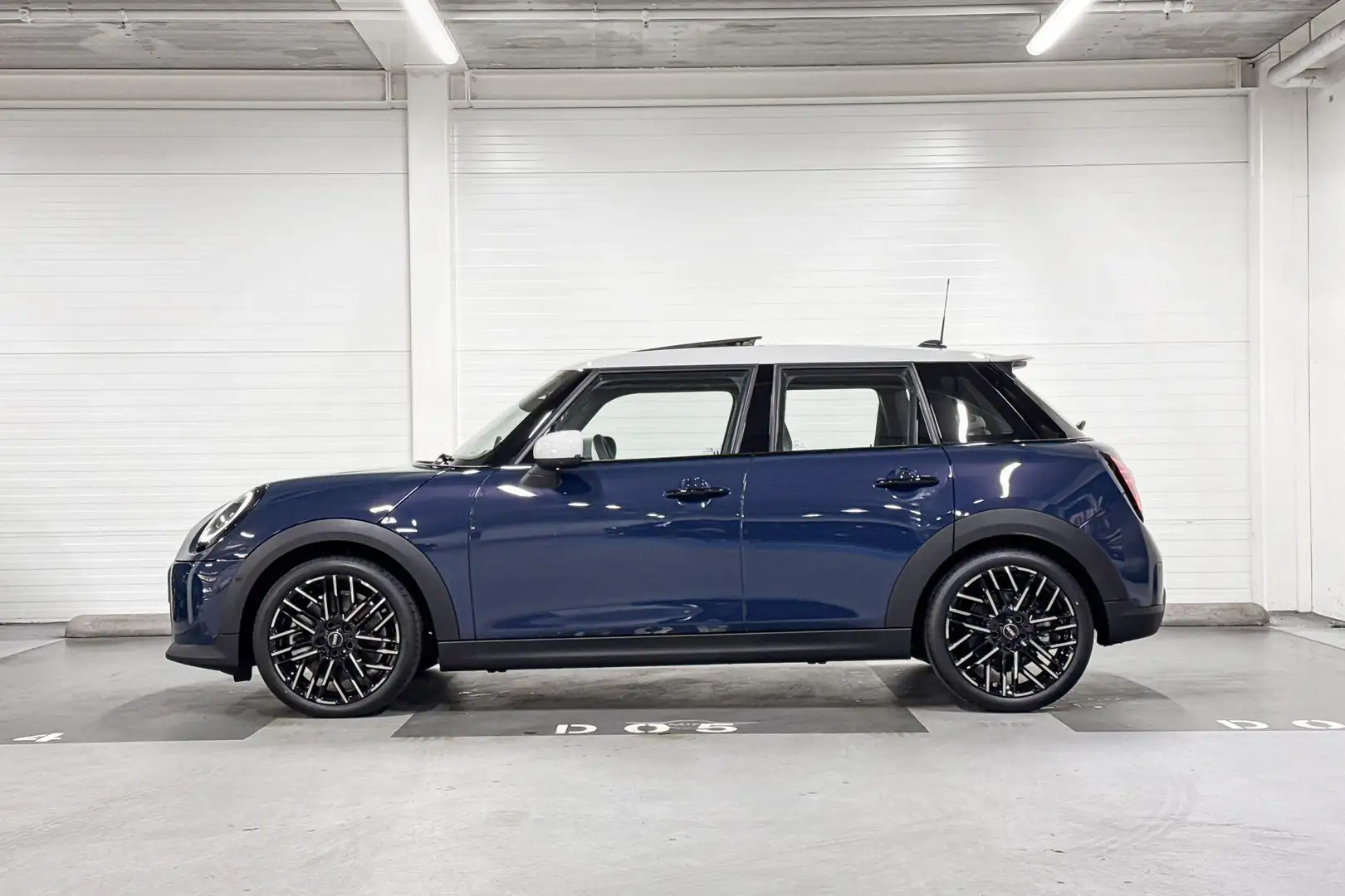 MINI Cooper S 5-Deurs 2.0 Favoured XL | Panoramadak | Head-Up Di Bleu - 2