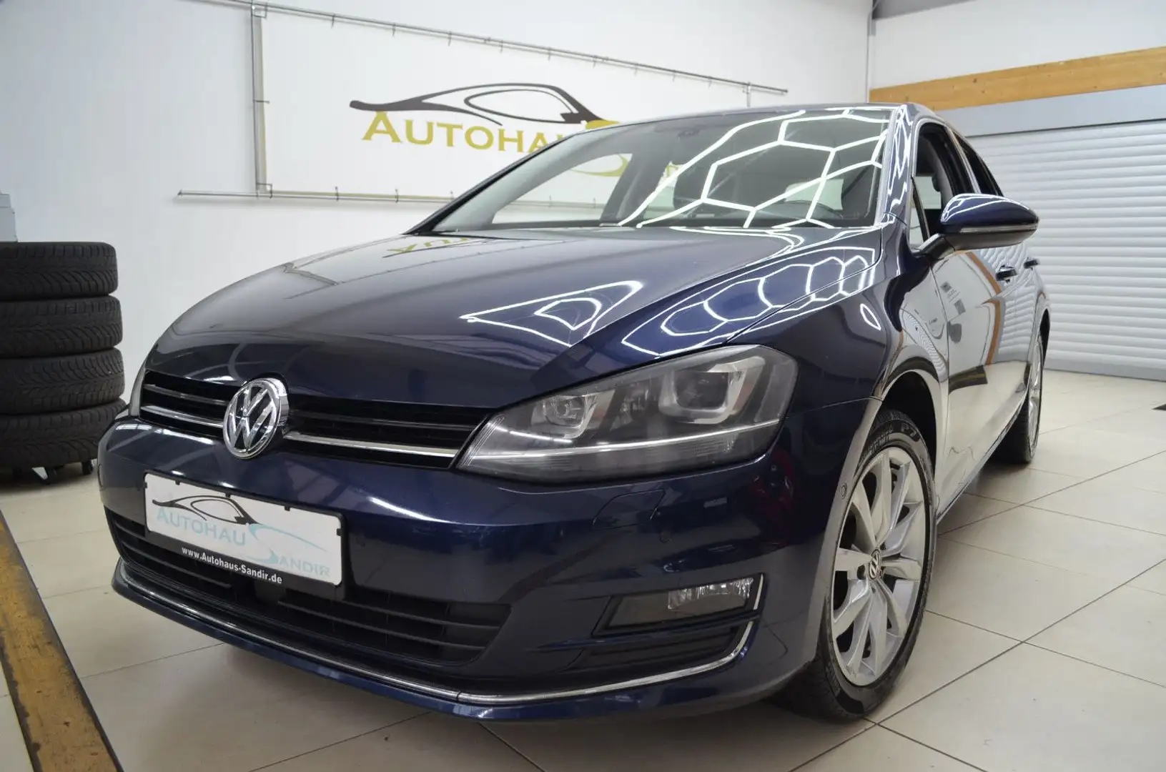 Volkswagen Golf VII Lim. Highline BMT 1.4 TSI ~Leder~Xenon~ Modrá - 1