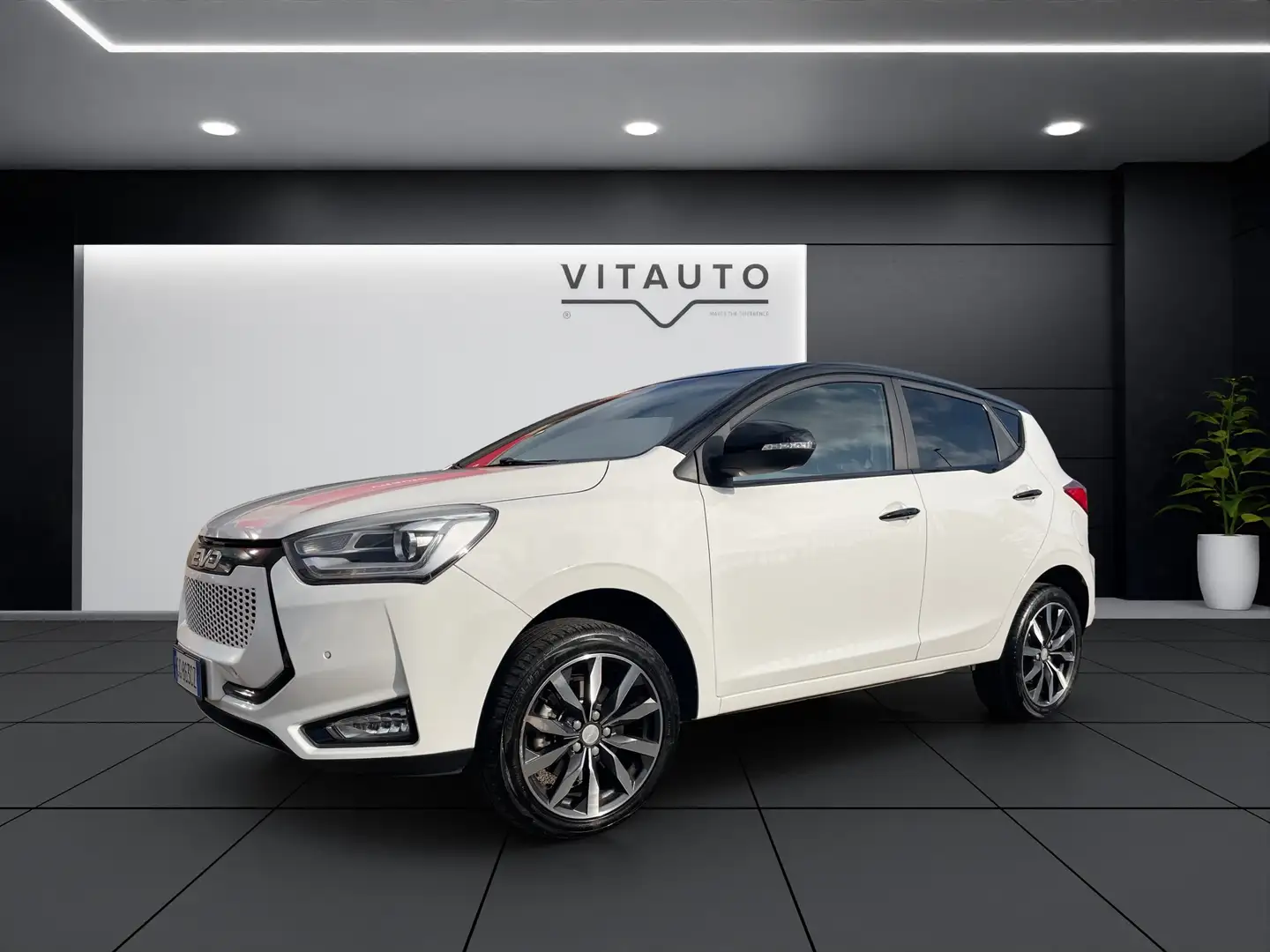 DR Automobiles DR3 DR 3 3 1.5 S2 Gpl 114cv Weiß - 1