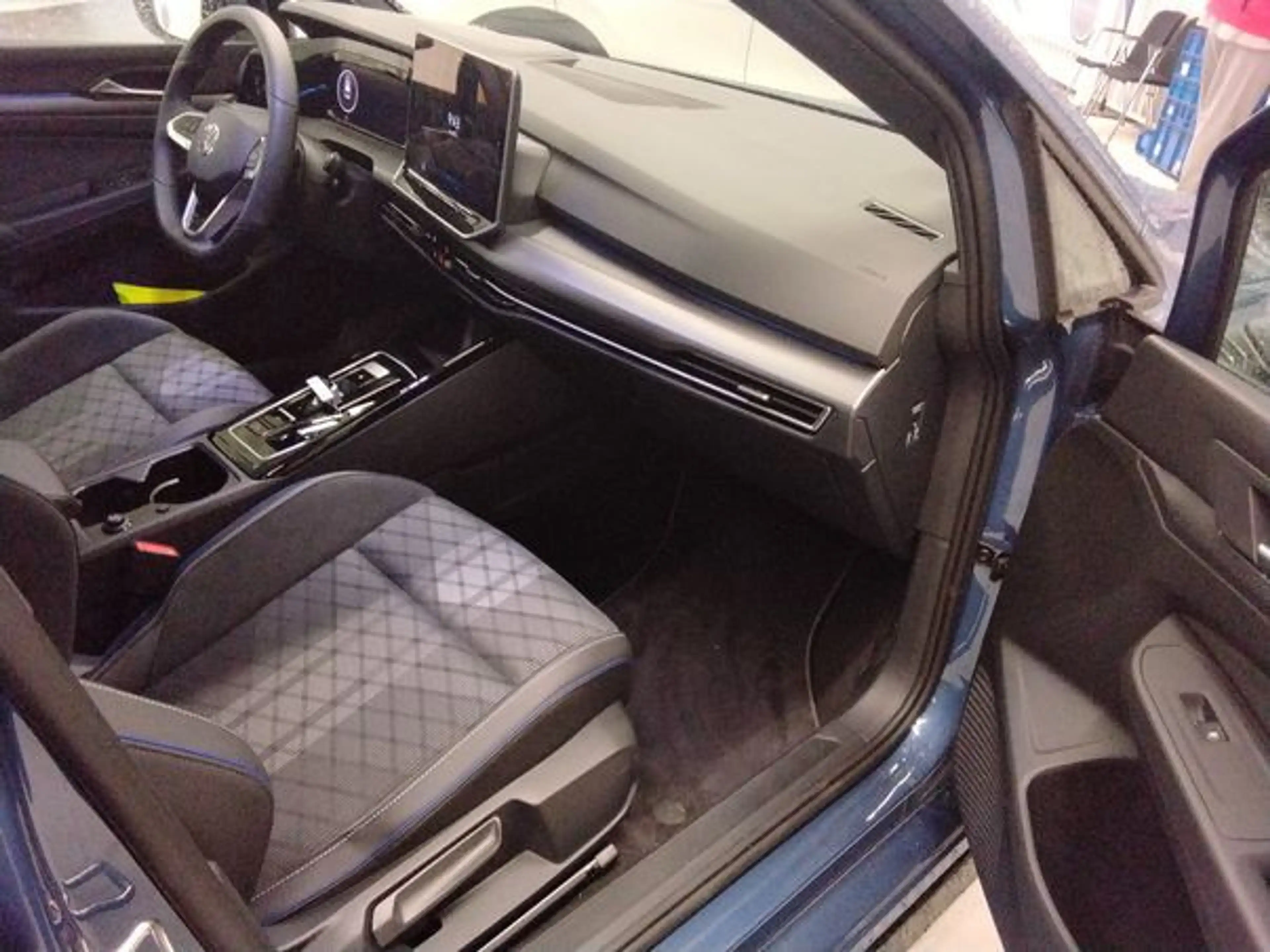 Volkswagen Golf Variant R-Line 2,0 l TDI SCR 110 kW (150 PS) 7-Gang-Dop... — photo 7