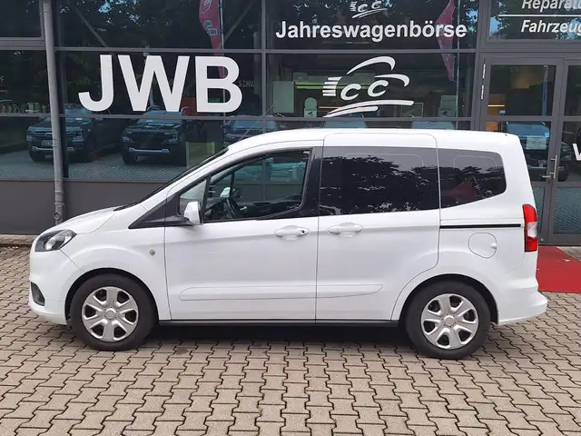 Ford Tourneo Courier Trend /AHK/PDC/TEMPOMAT/DAB/