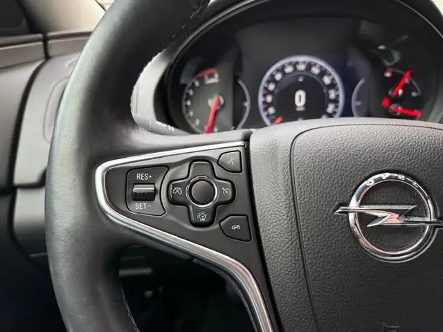 Opel Insignia view 15
