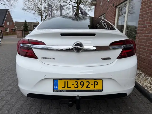 Opel Insignia view 10