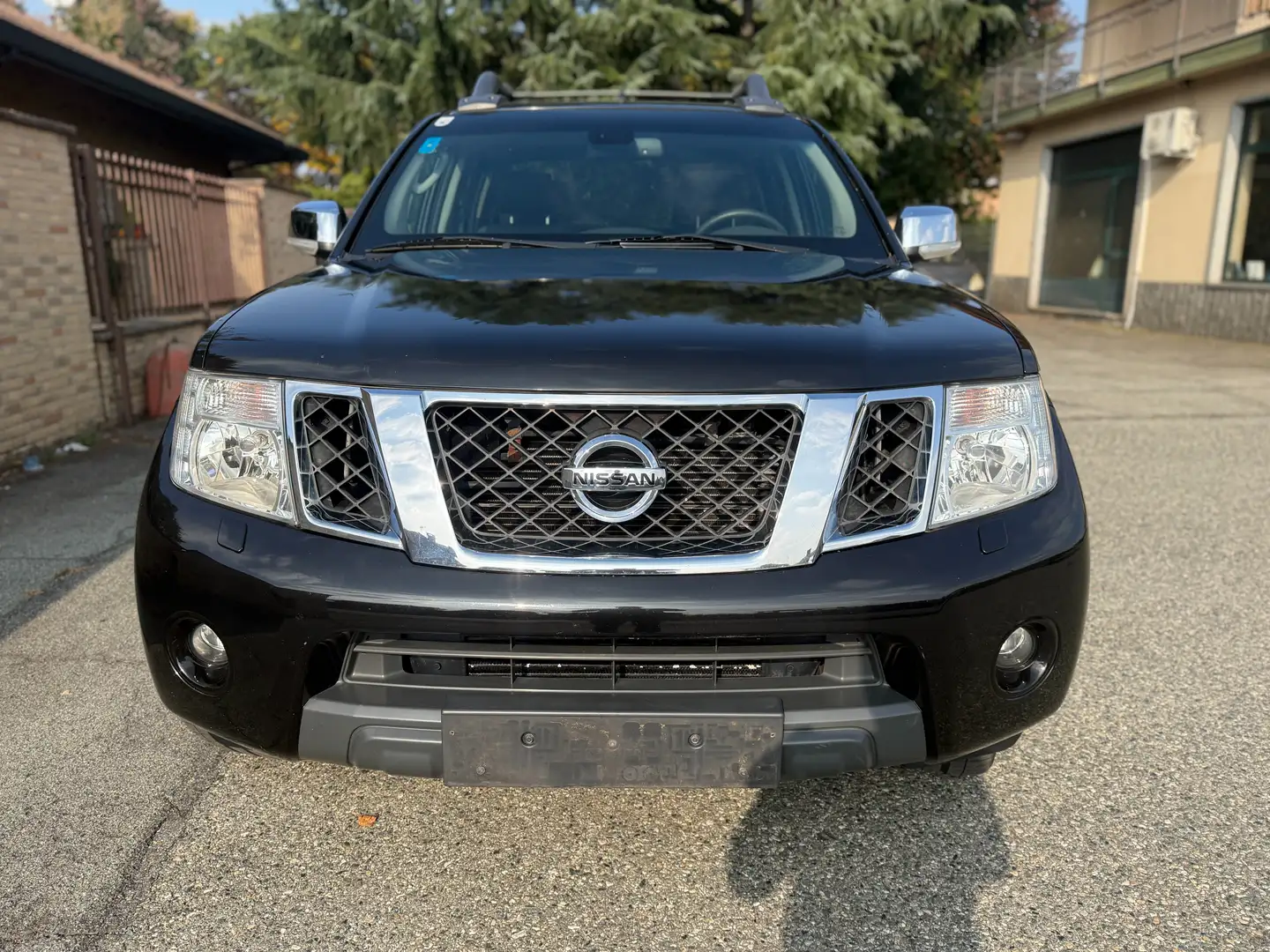Nissan Navara Navara 3.0 V6 dci d.cab LE auto Nero - 2