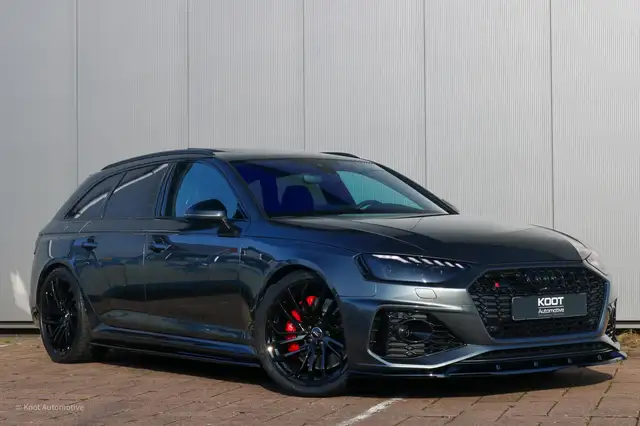 Audi RS4 Avant 2.9 TFSI Quattro | Stage 2 | Miltek | Pano |