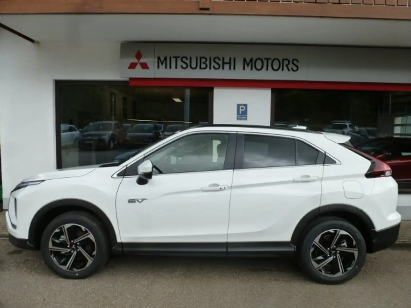 Mitsubishi Eclipse Cross Basis Hybrid 4WD Weiß - 1