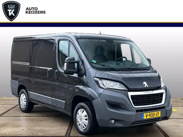 Peugeot Boxer 330 2.0 BlueHDI Navi Camera Airco