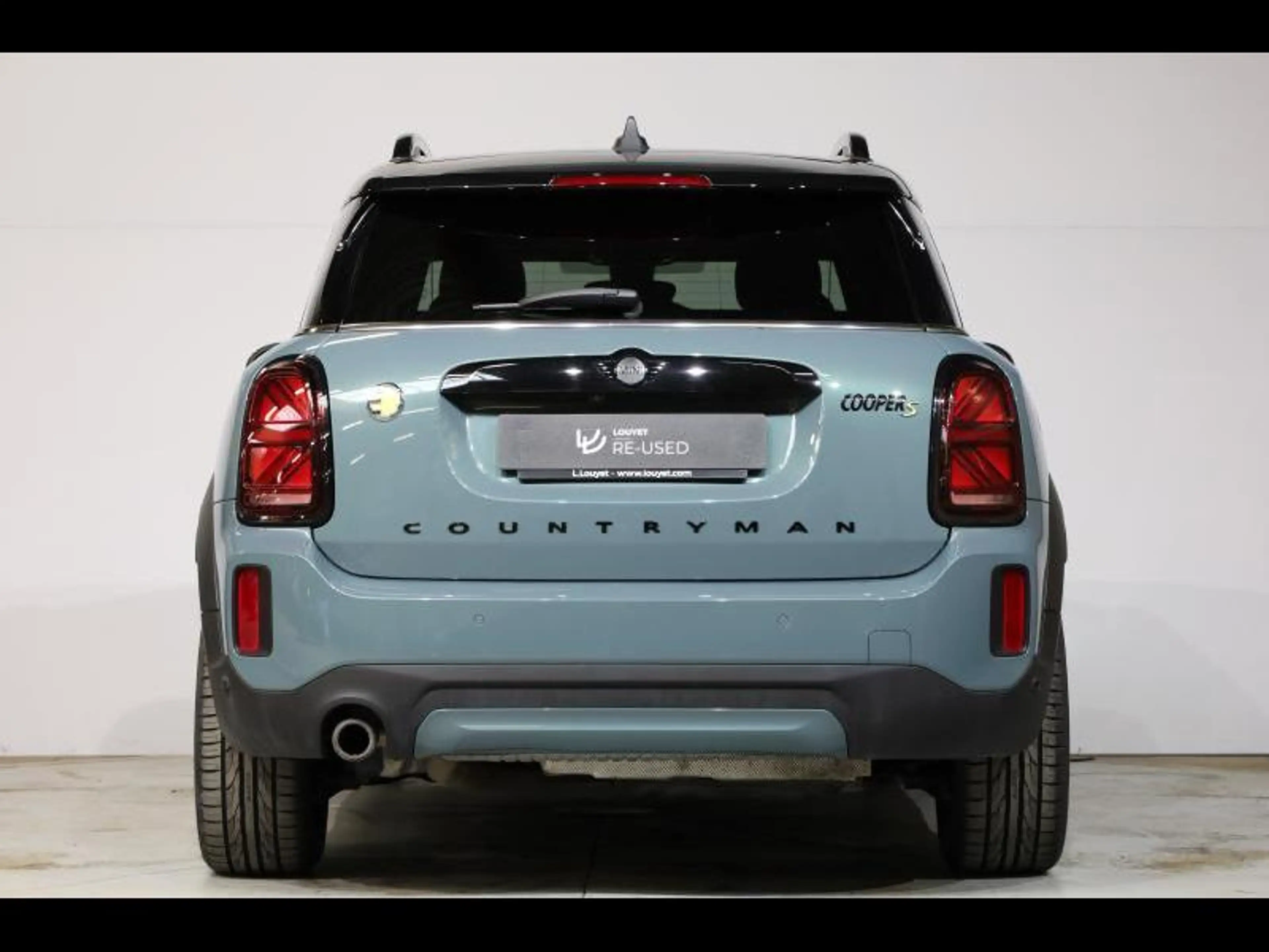 MINI Cooper SE Countryman ALL4 — photo 4