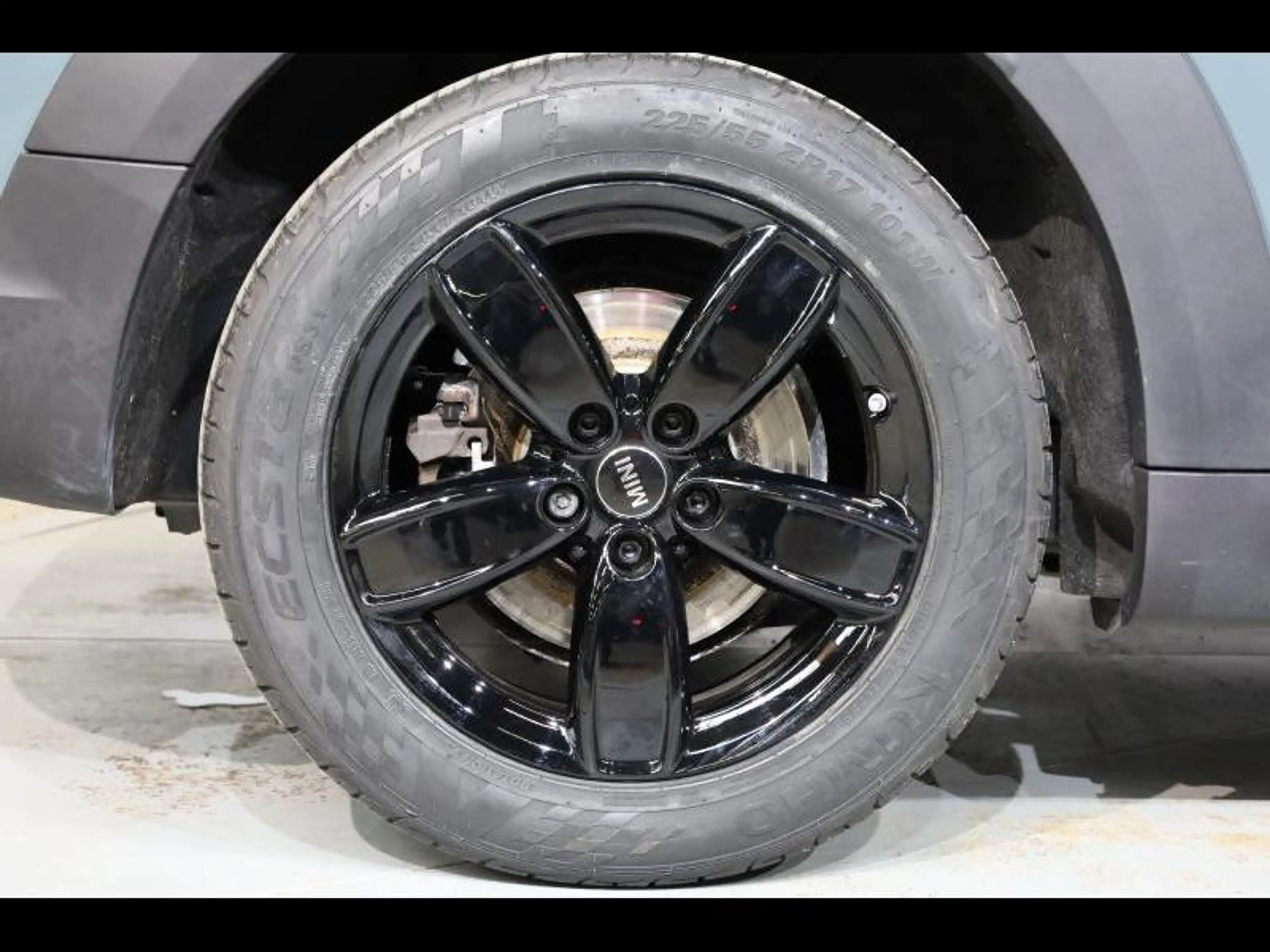 MINI Cooper SE Countryman ALL4 — photo 8