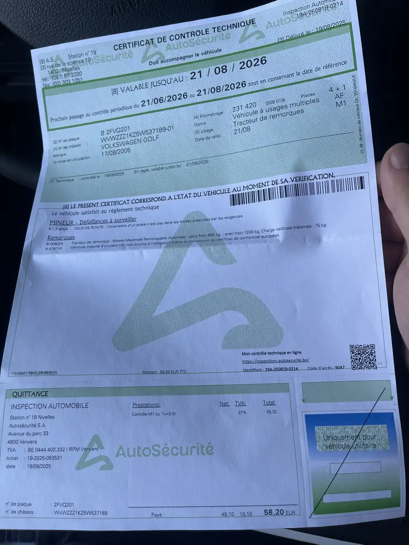 Volkswagen Golf Plus 1.6i 16v FSI Comfortline - 2