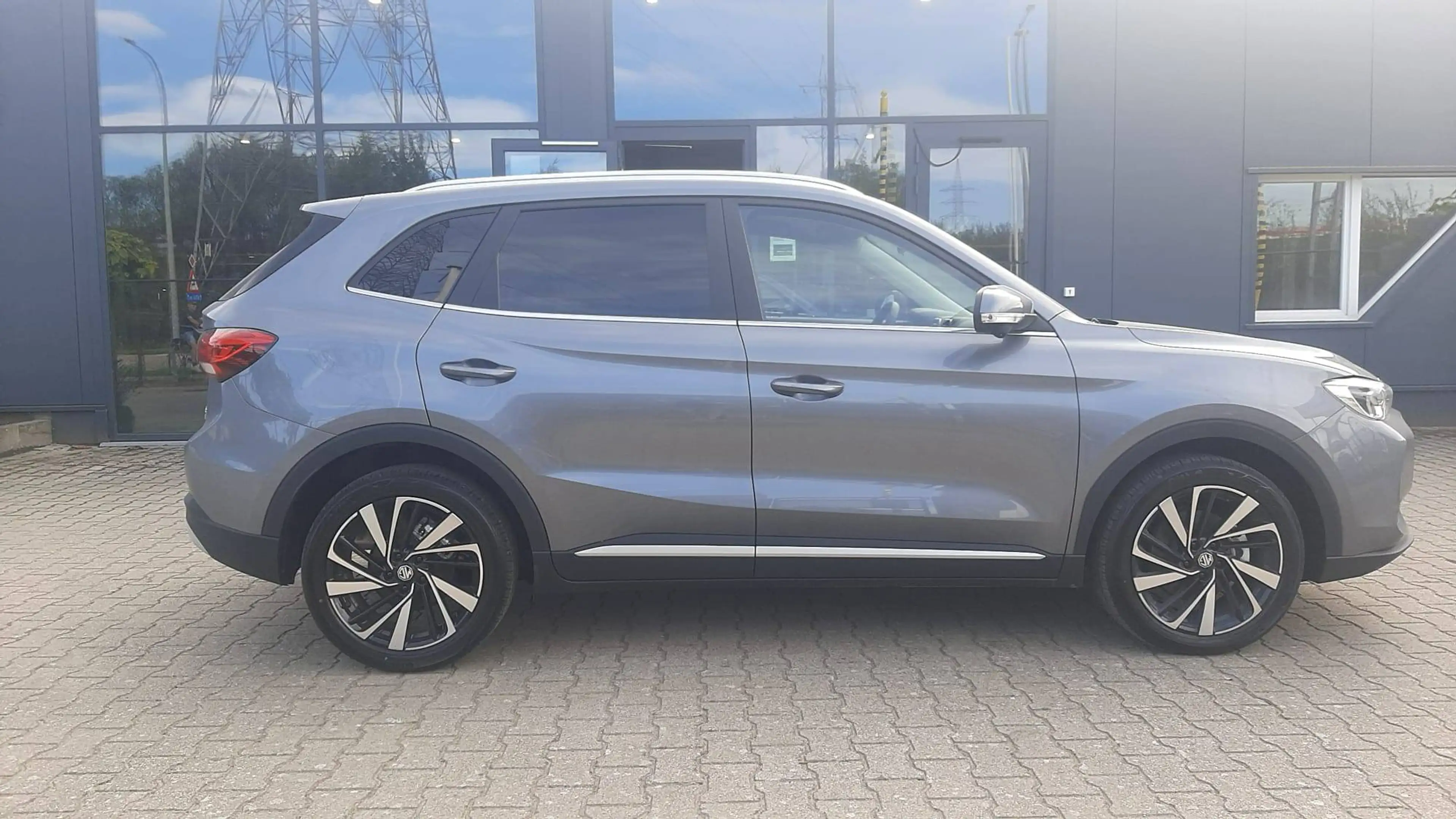 MG ZS 1.5 Hybrid+ Luxury - 08/2026 - 15 km - 7j garantie! — photo 10