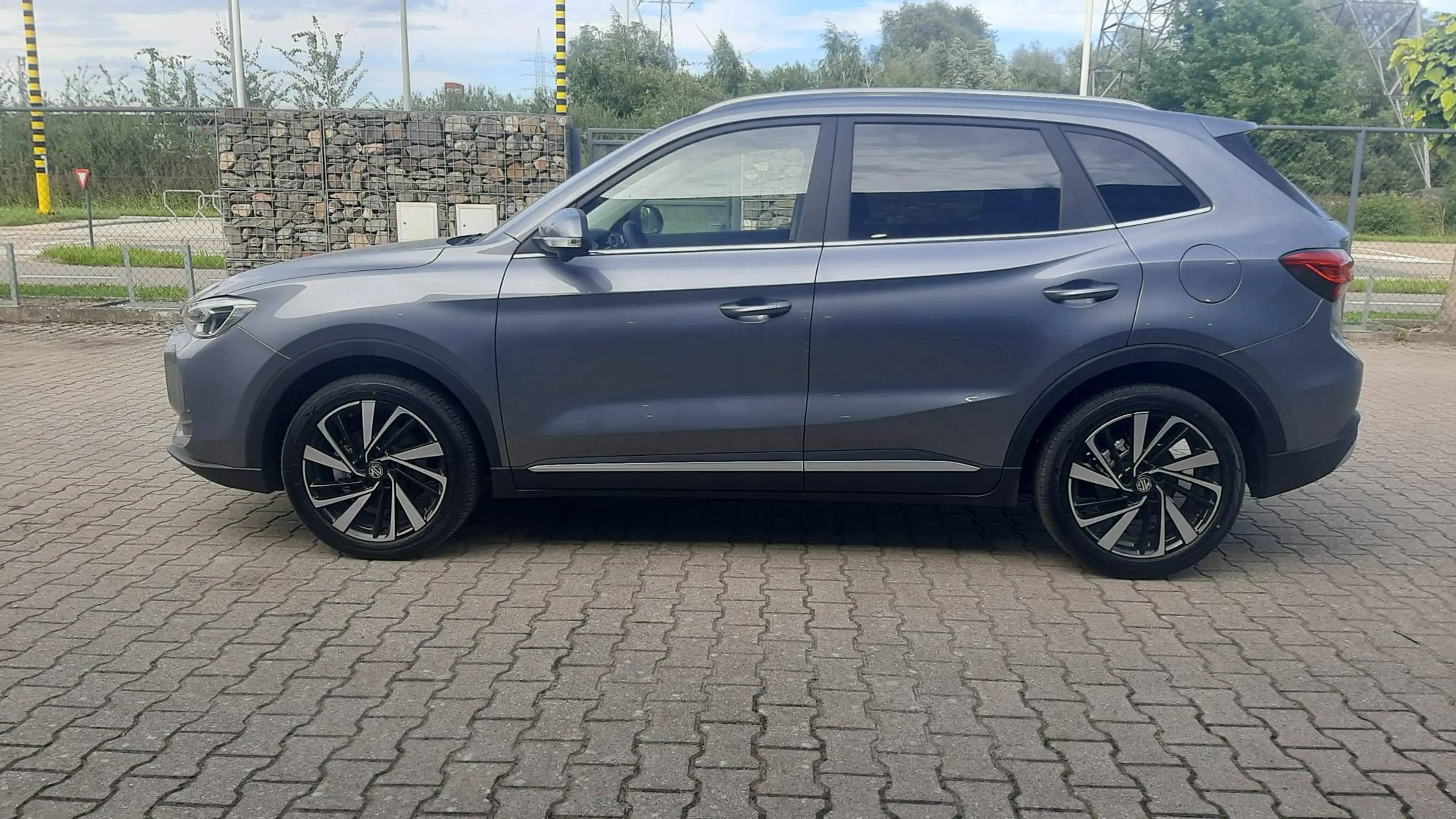 MG ZS 1.5 Hybrid+ Luxury - 08/2026 - 15 km - 7j garantie! — photo 11