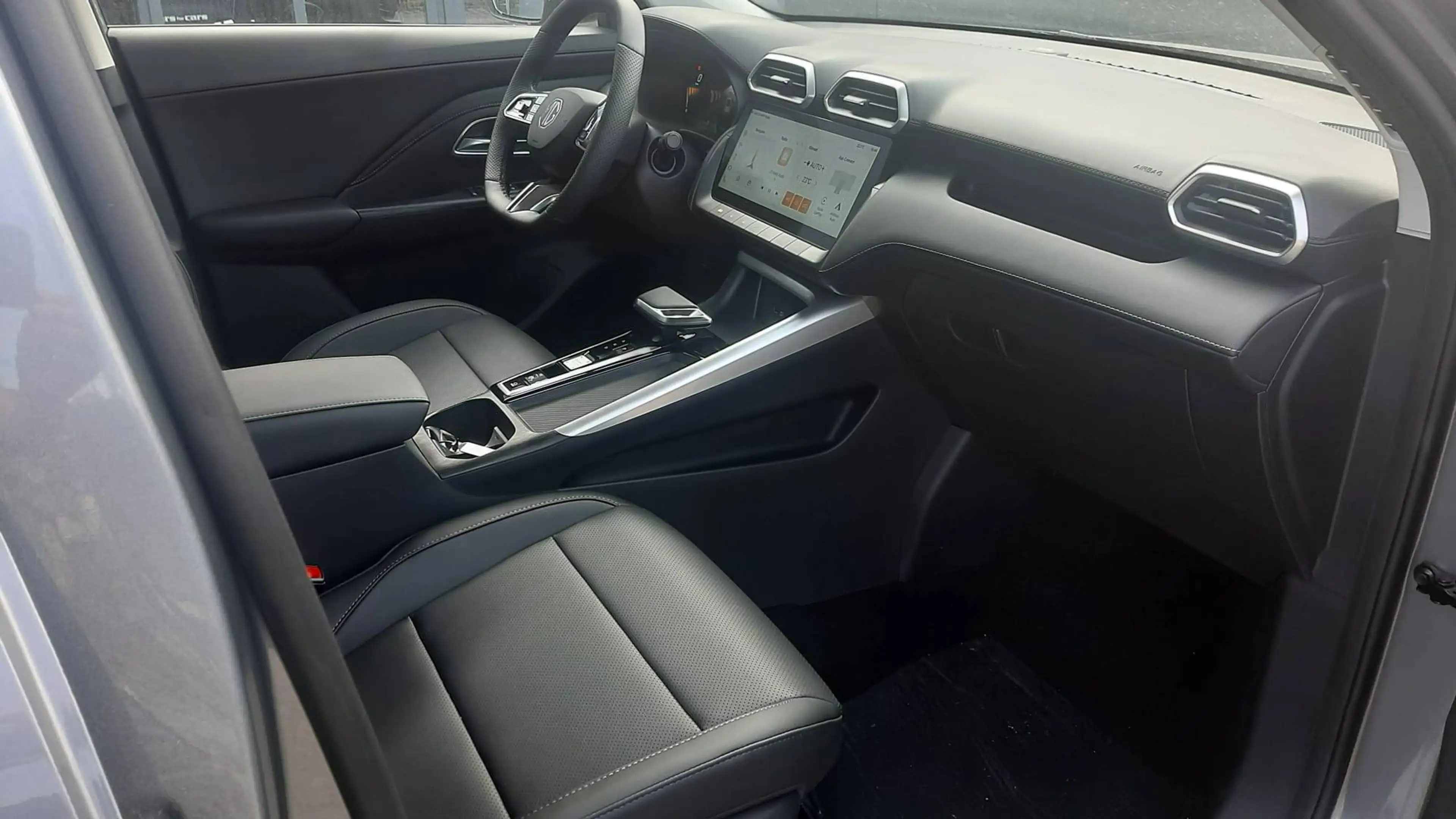 MG ZS 1.5 Hybrid+ Luxury - 08/2026 - 15 km - 7j garantie! — photo 14