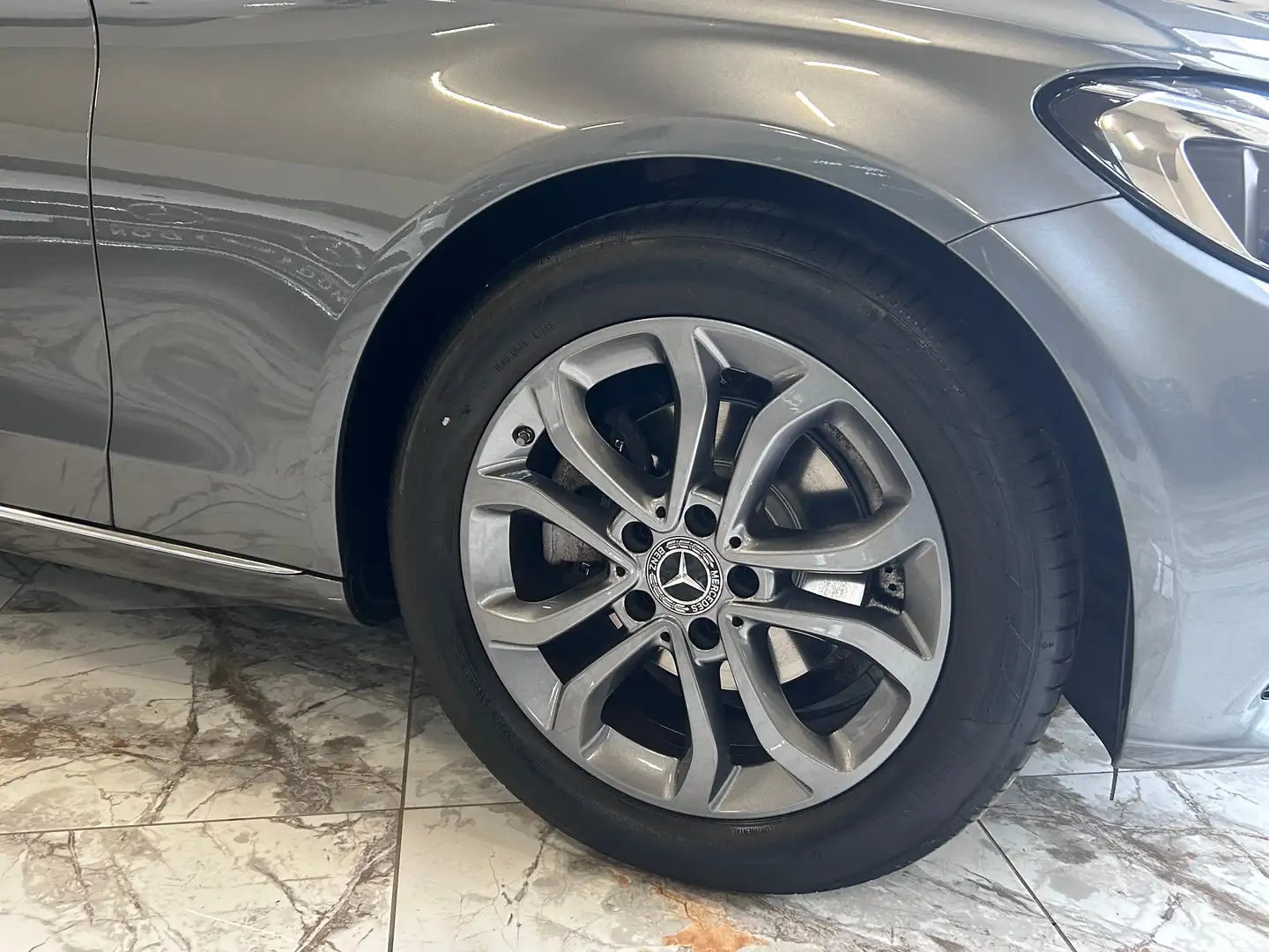 Mercedes-Benz C 180 C 180 CGI/AKTION Grau - 2