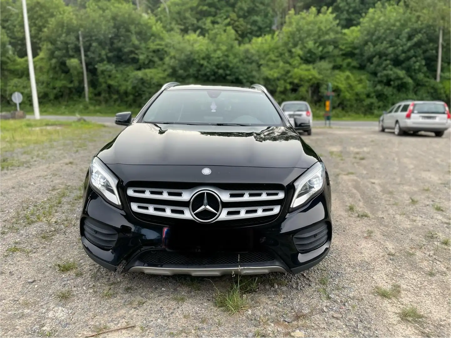 Mercedes-Benz GLA 200 GLA 200 d Czarny - 2