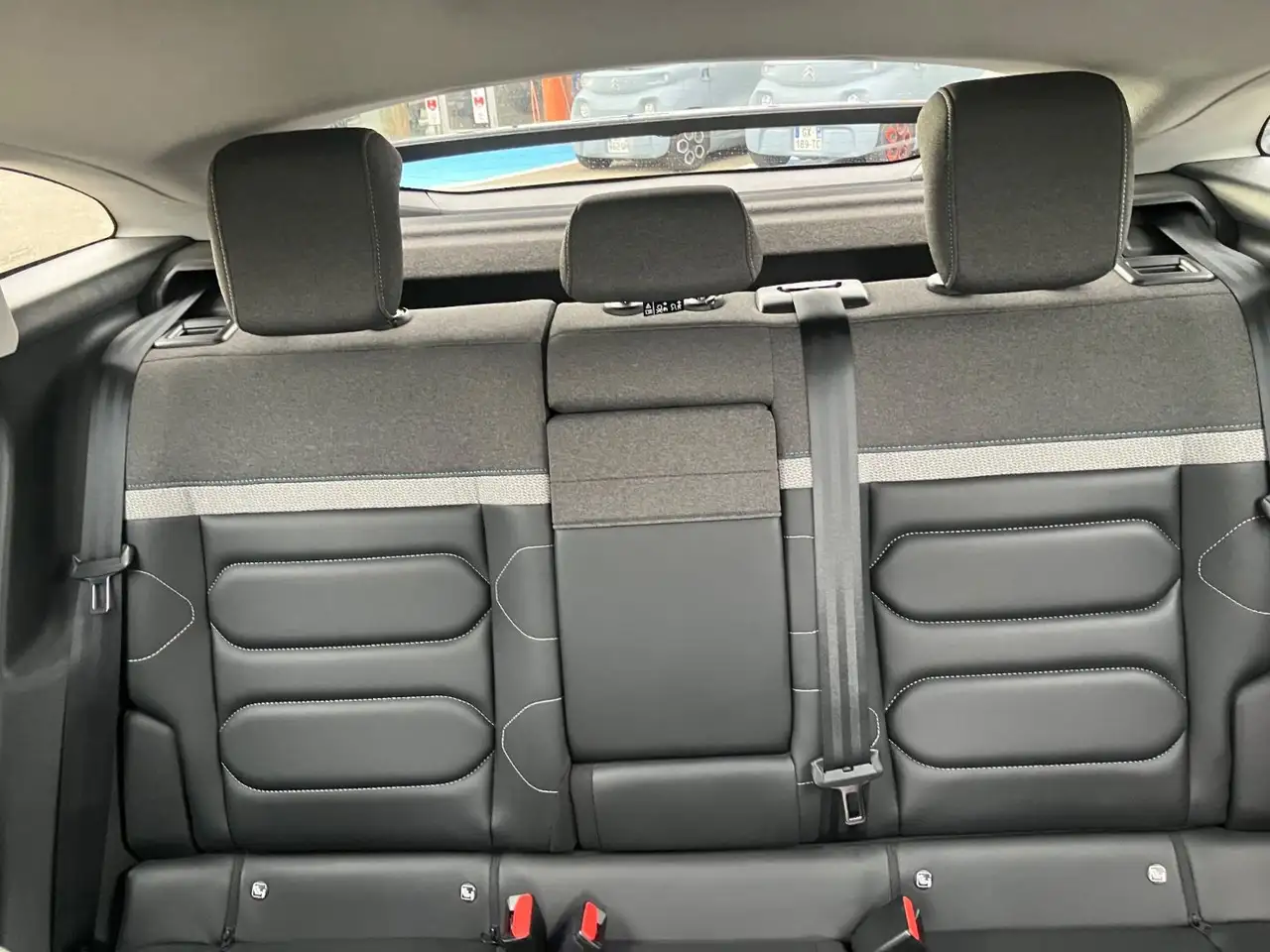 Citroen C4 Berline — photo 16