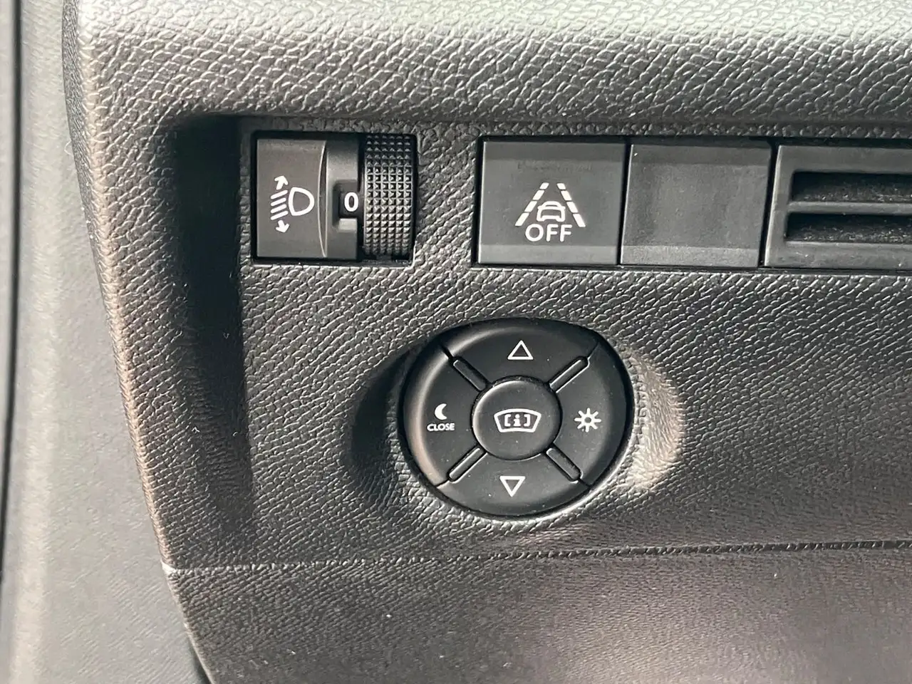 Citroen C4 Berline — photo 34