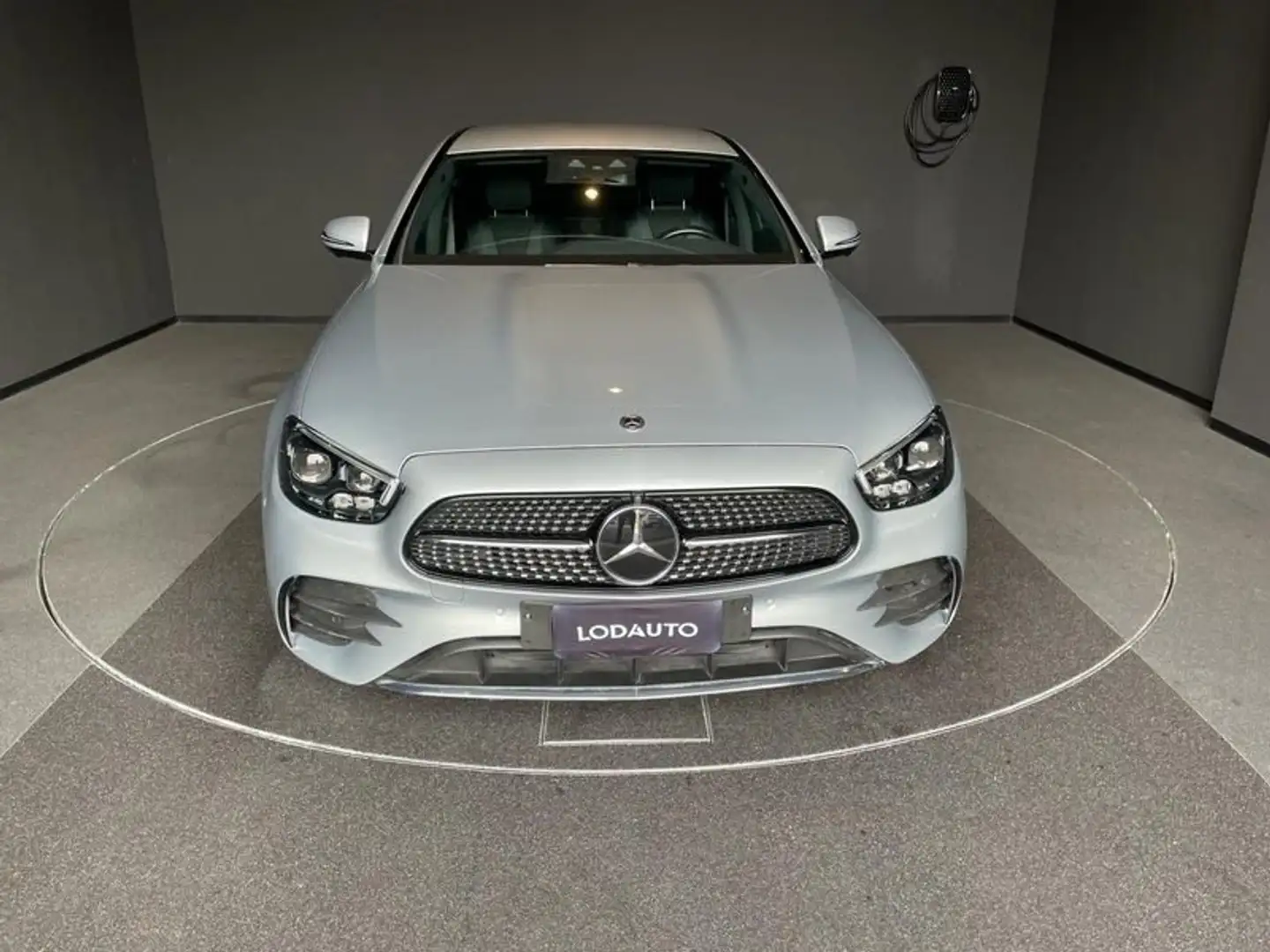 Mercedes-Benz E 300 E 300 de Auto Plug in hybrid Premium Plus Silver - 2