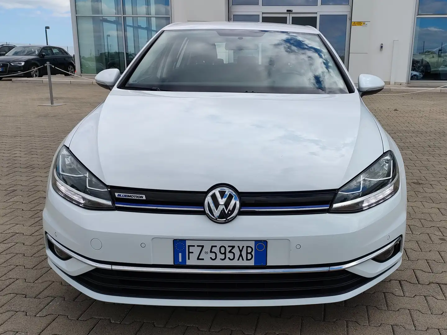 Volkswagen Golf Golf 5p 1.5 tgi Business 130cv dsg NEOPATENTATI Bianco - 2