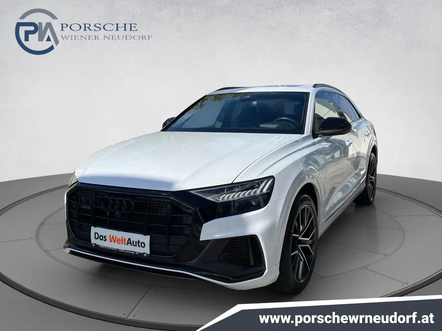 Audi Q8 60 TFSI e quattro Weiß - 1