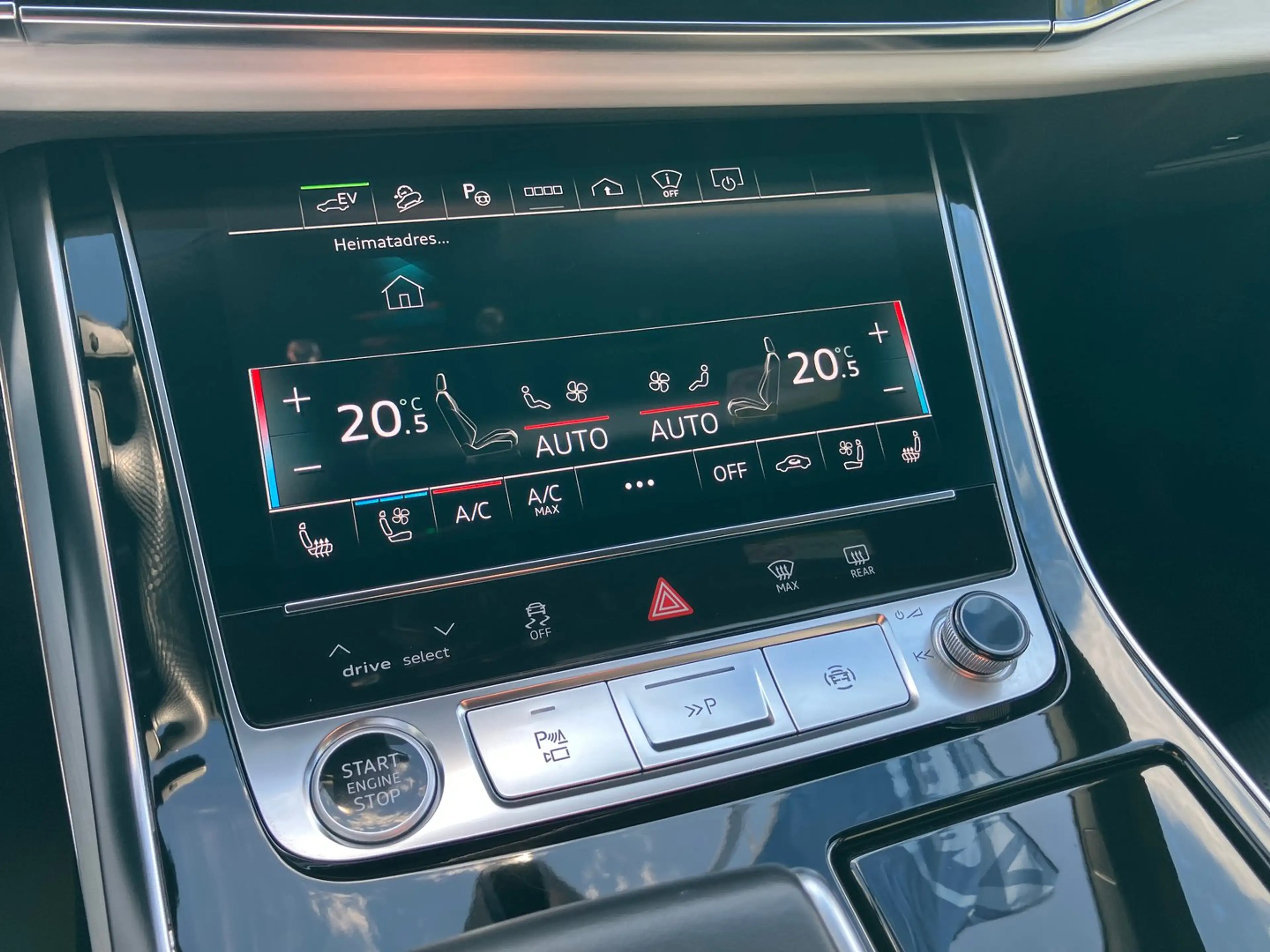 Audi Q8 60 TFSI e quattro — photo 14
