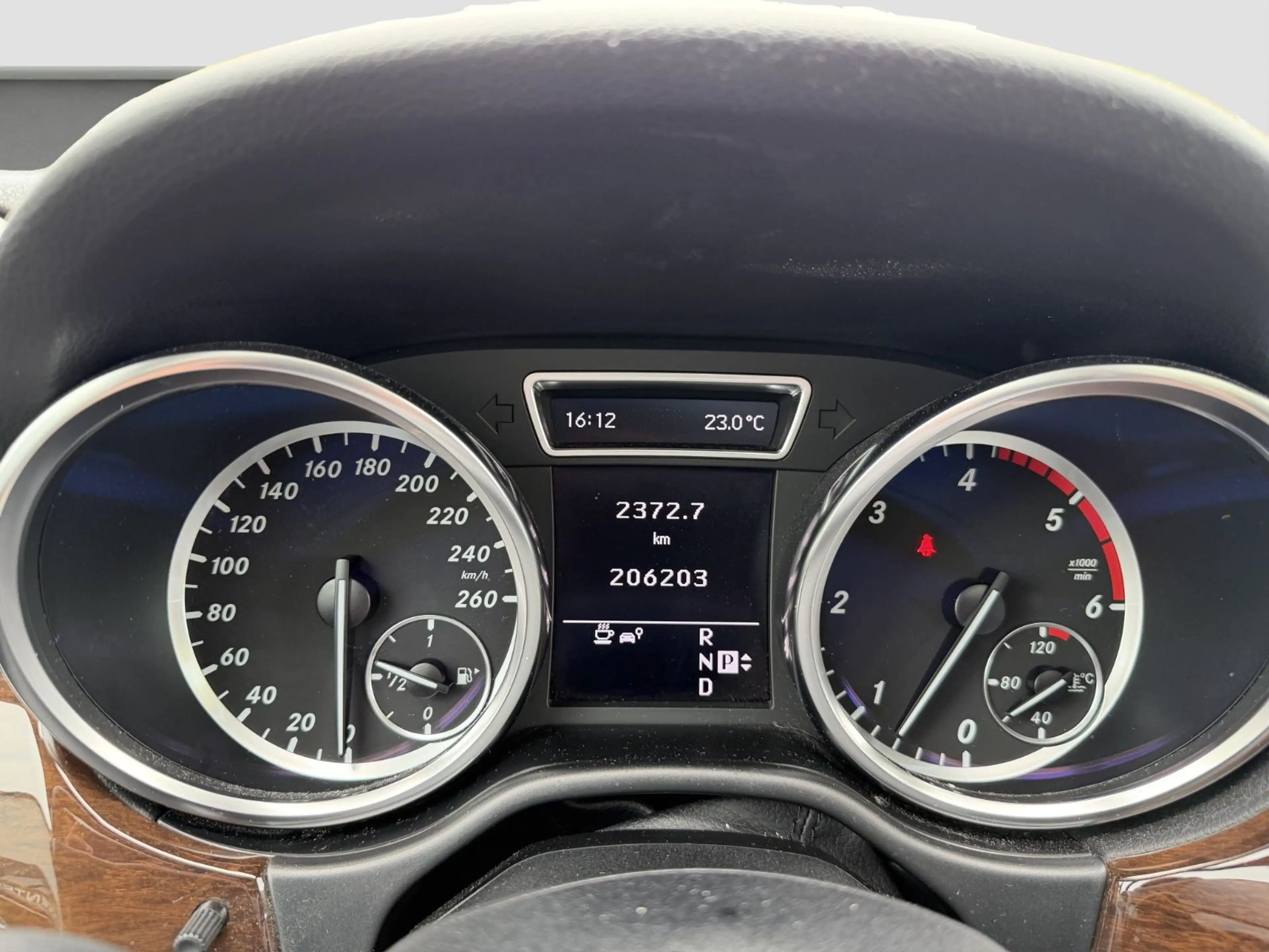Mercedes-Benz ML 350 CDI 4Matic/Top Zustand/Leder/Kamera/SHZ/ — photo 15
