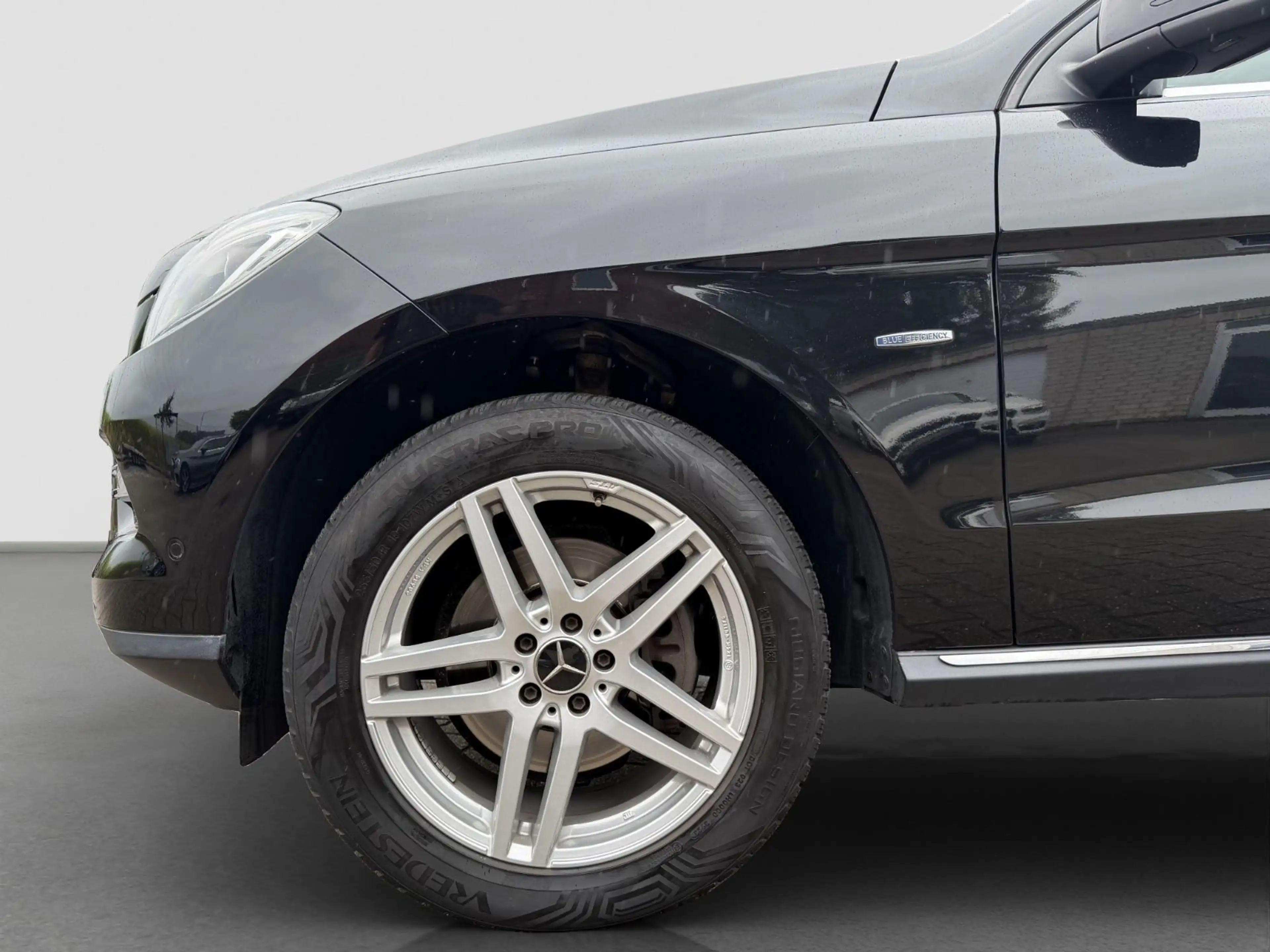 Mercedes-Benz ML 350 CDI 4Matic/Top Zustand/Leder/Kamera/SHZ/ — photo 9