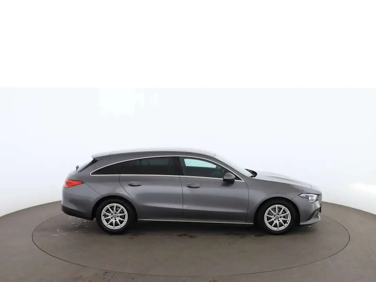 Mercedes-Benz CLA 200 d SB Aut LED NAVI SITZHZG TEMP R-KAMERA Gris - 2