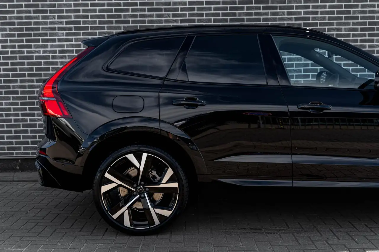 Volvo XC60 2026 — фото 10