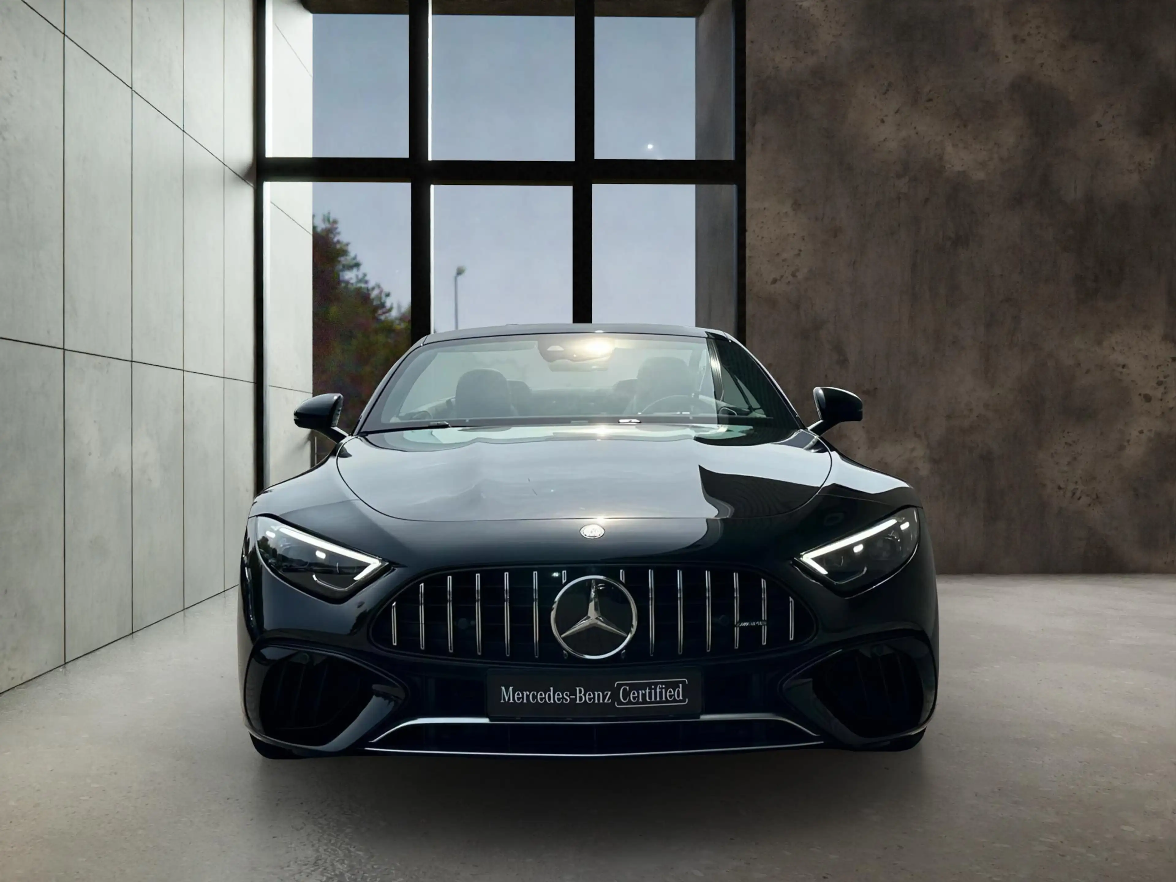 Mercedes-Benz SL 63 AMG S E Performance — photo 5