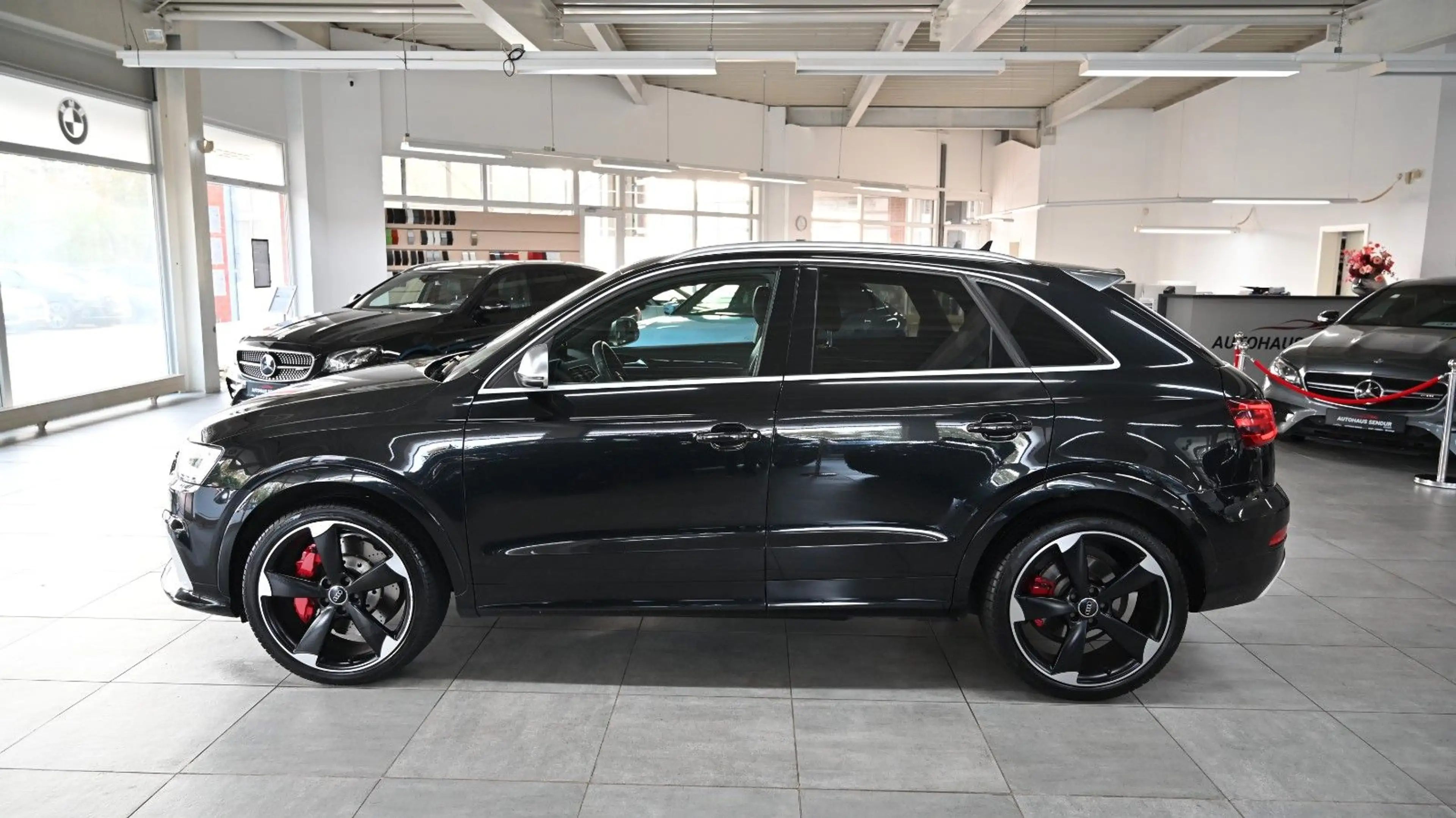 Audi RS Q3 RS Q3 2.5 TFSI quattro *SPORT*TOP*1.HAND — photo 4