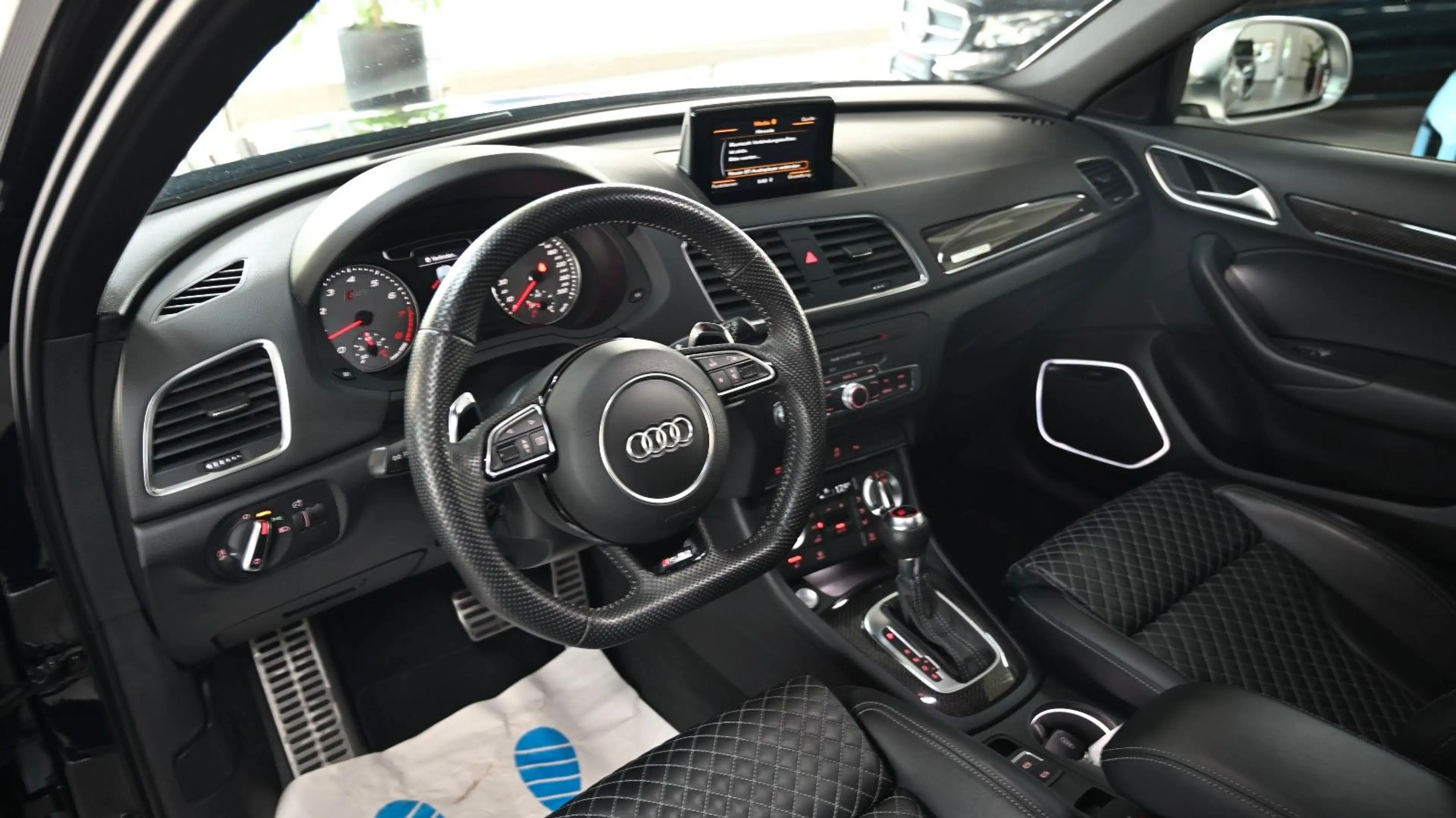 Audi RS Q3 RS Q3 2.5 TFSI quattro *SPORT*TOP*1.HAND — photo 13