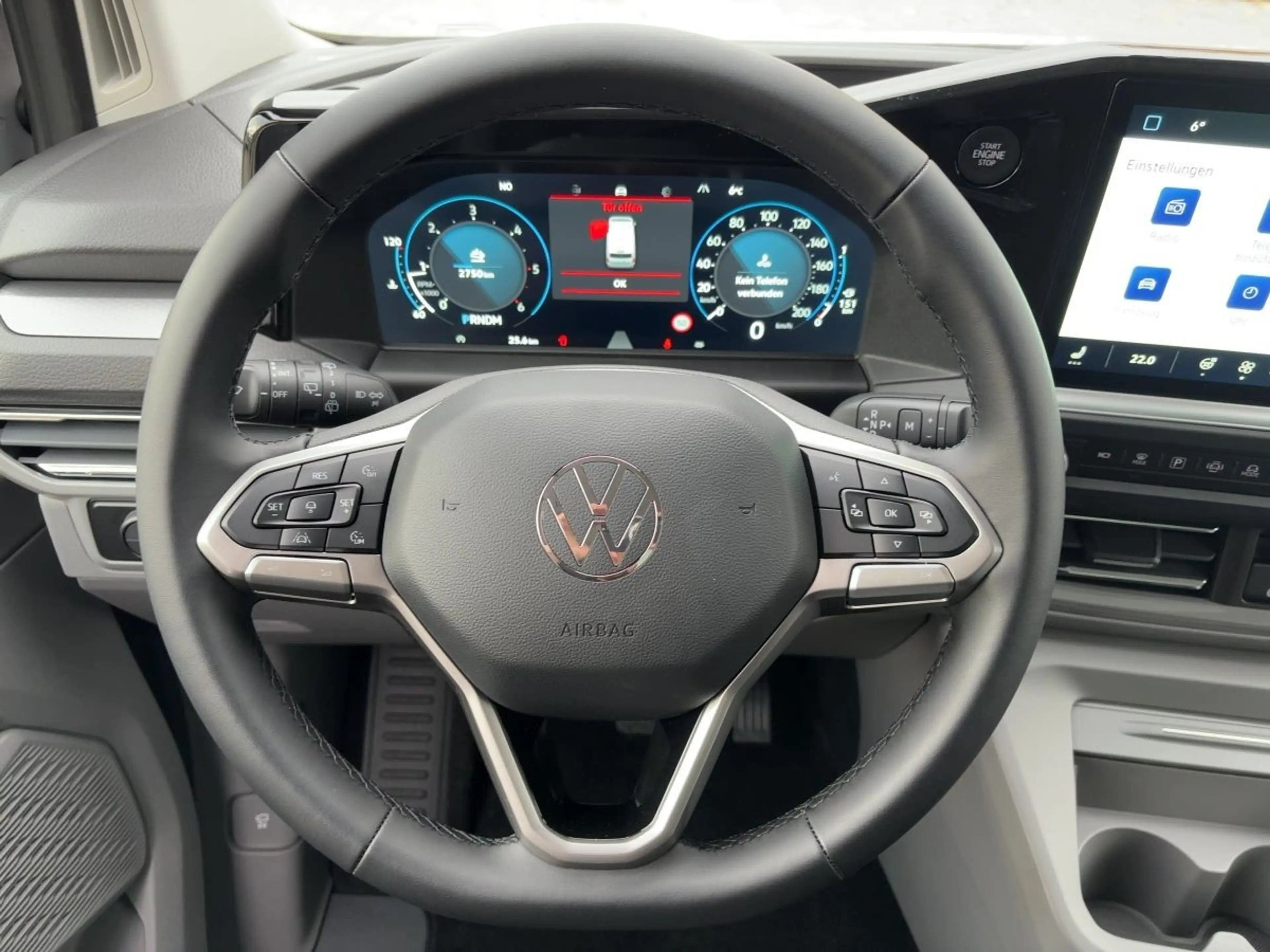 Volkswagen T7 Caravelle Style LANG IQ-LED NAV STH AHZV PANO — photo 9
