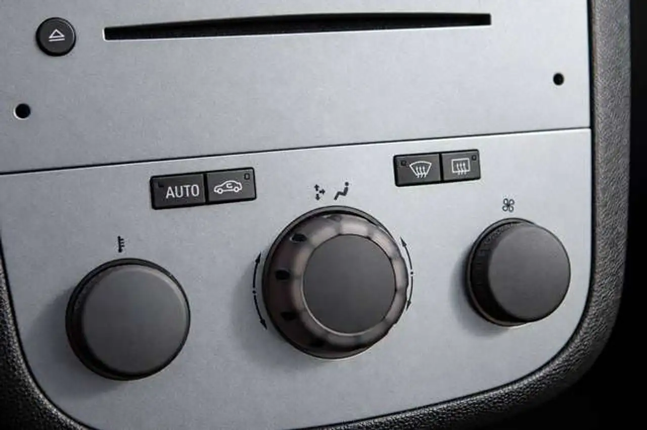 Opel Corsa Corsa — photo 21