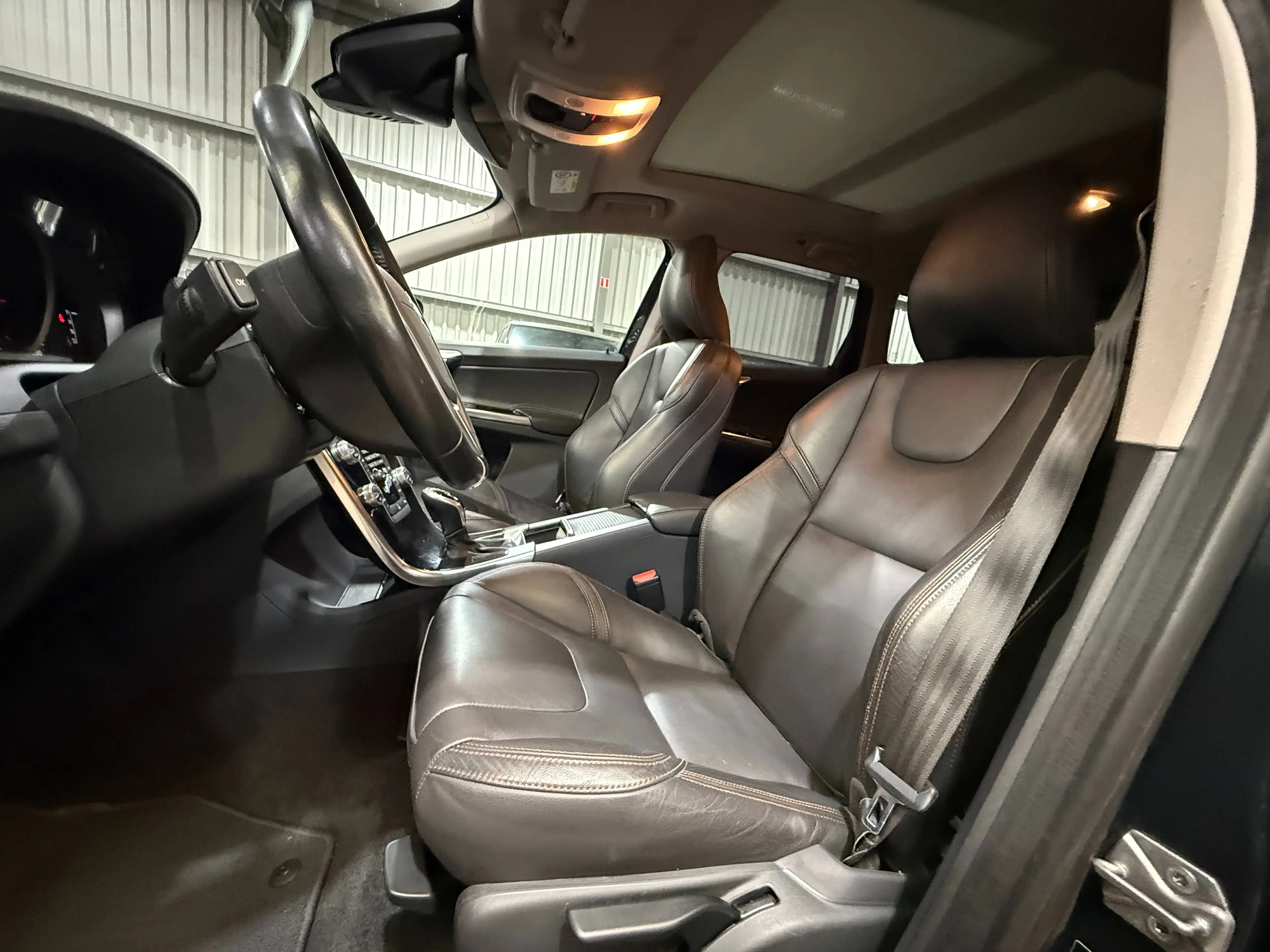 Volvo XC60 XC60 2.0 D3 Dynamic Edition Geartronic — photo 12
