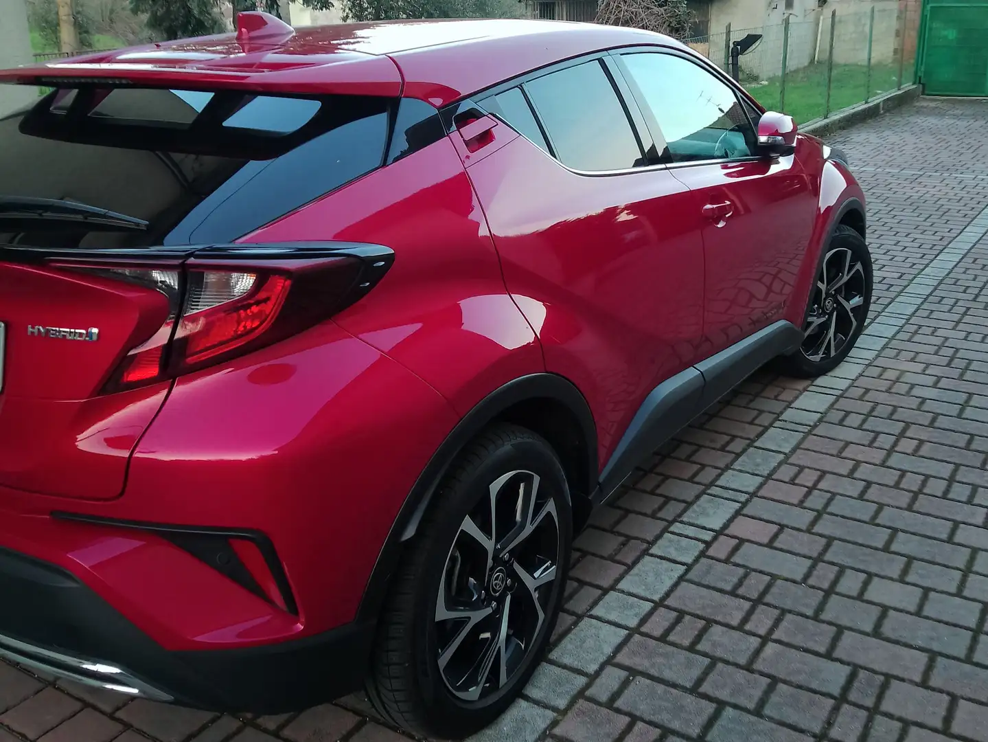 Toyota C-HR Axit Rosso - 2