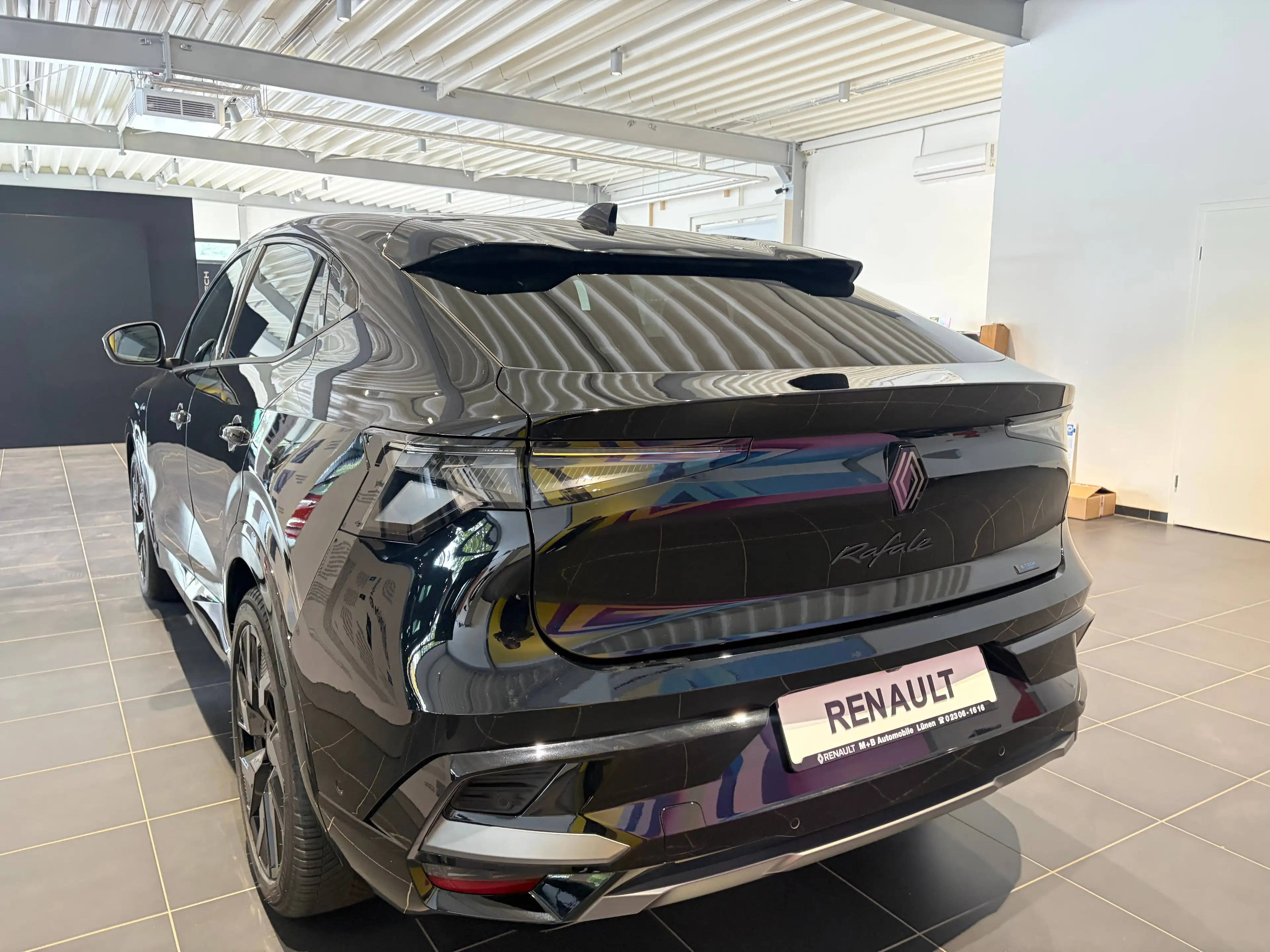 Renault Rafale 200 E-Tech Full Hybrid Esprit Alpine — photo 3