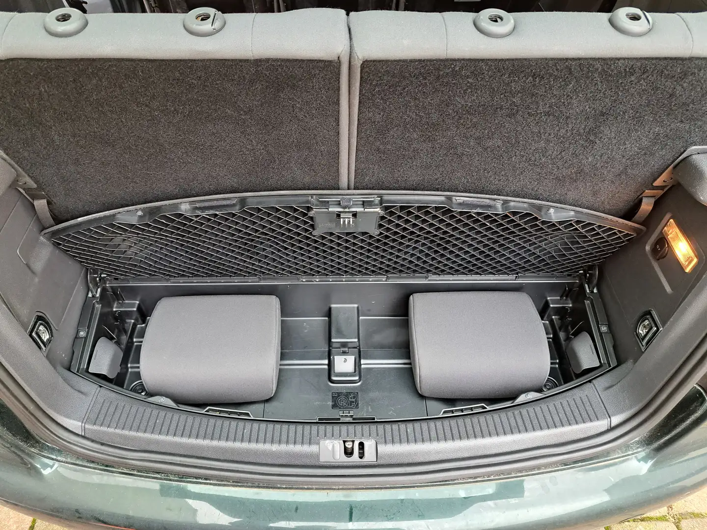 Volkswagen Touran 1.4 TSI Comfortline Zielony - 2
