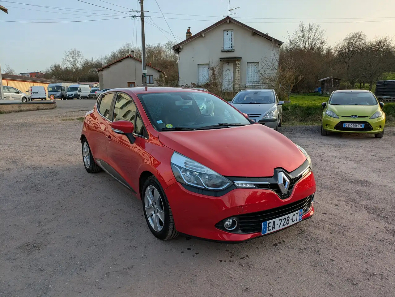 Renault Clio IV dCi 90 Energy eco2 Intens 90g