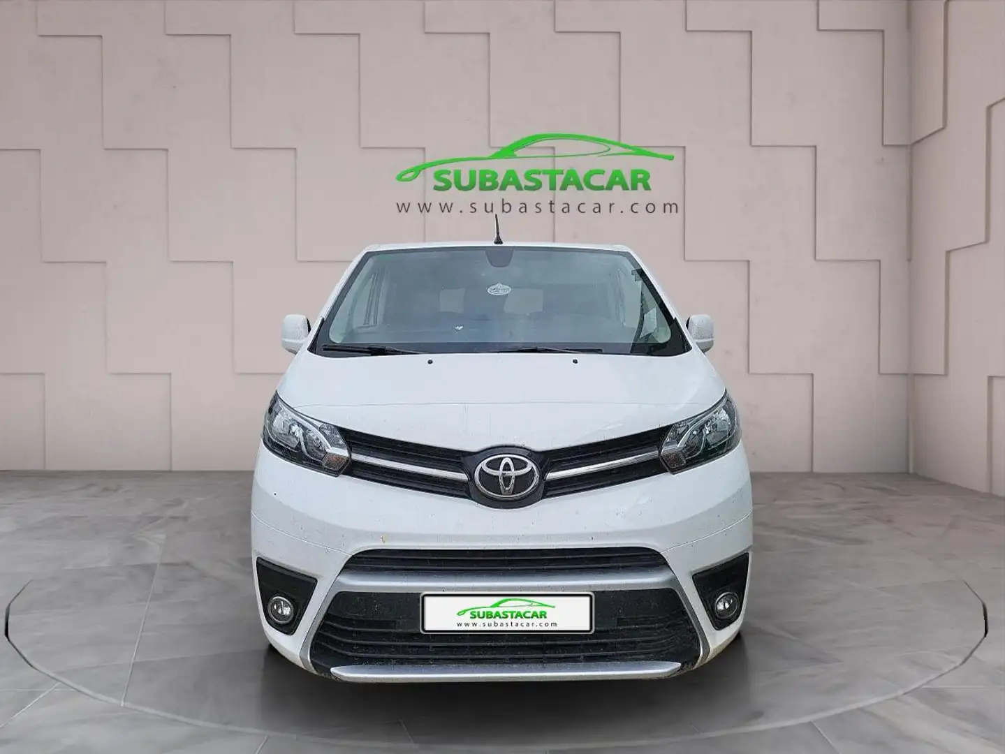 Toyota Proace Shuttle L2 1.5D 9pl. VX 120 Blanco - 1
