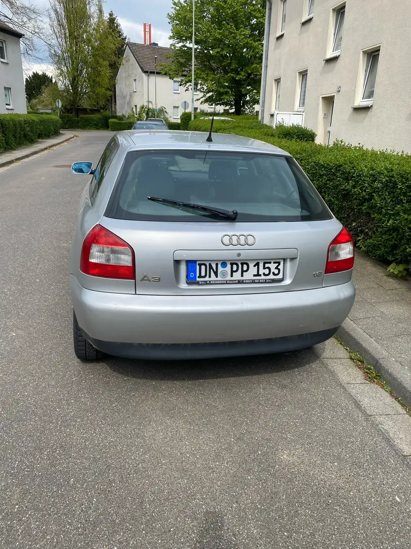 Audi A3 1.6 Ambiente Argintiu - 2