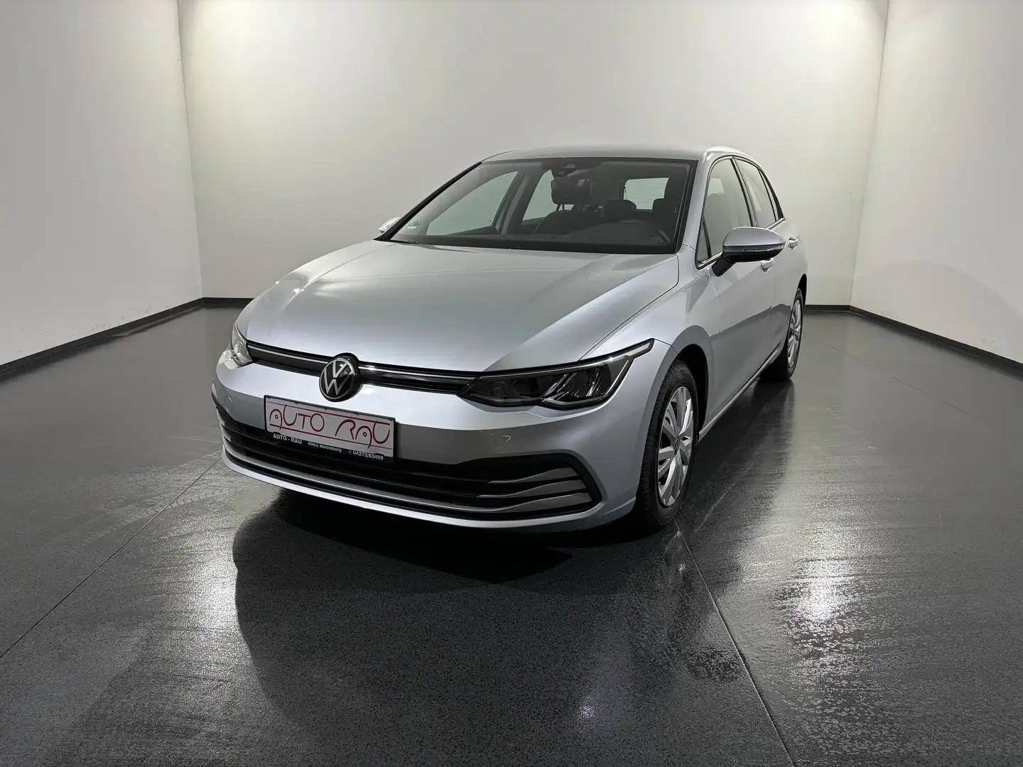 Volkswagen Golf 8 Limo. 1.5 TSI Life *LED*ACC*NAVI*RFK* Silber - 2