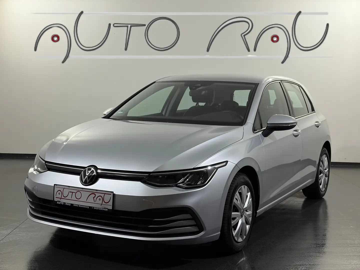 Volkswagen Golf 8 Limo. 1.5 TSI Life *LED*ACC*NAVI*RFK* Silber - 1