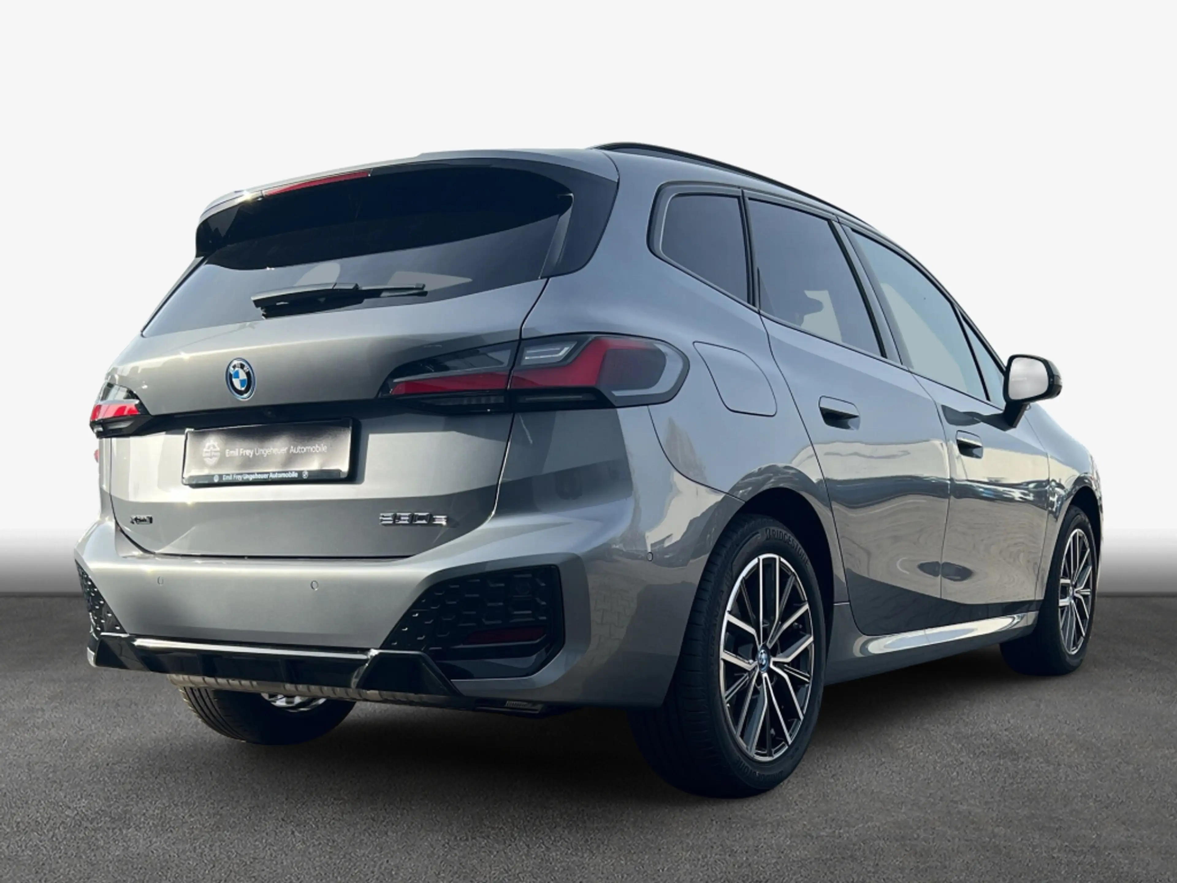 BMW 230 230e xDrive Active Tourer Aut. — photo 2
